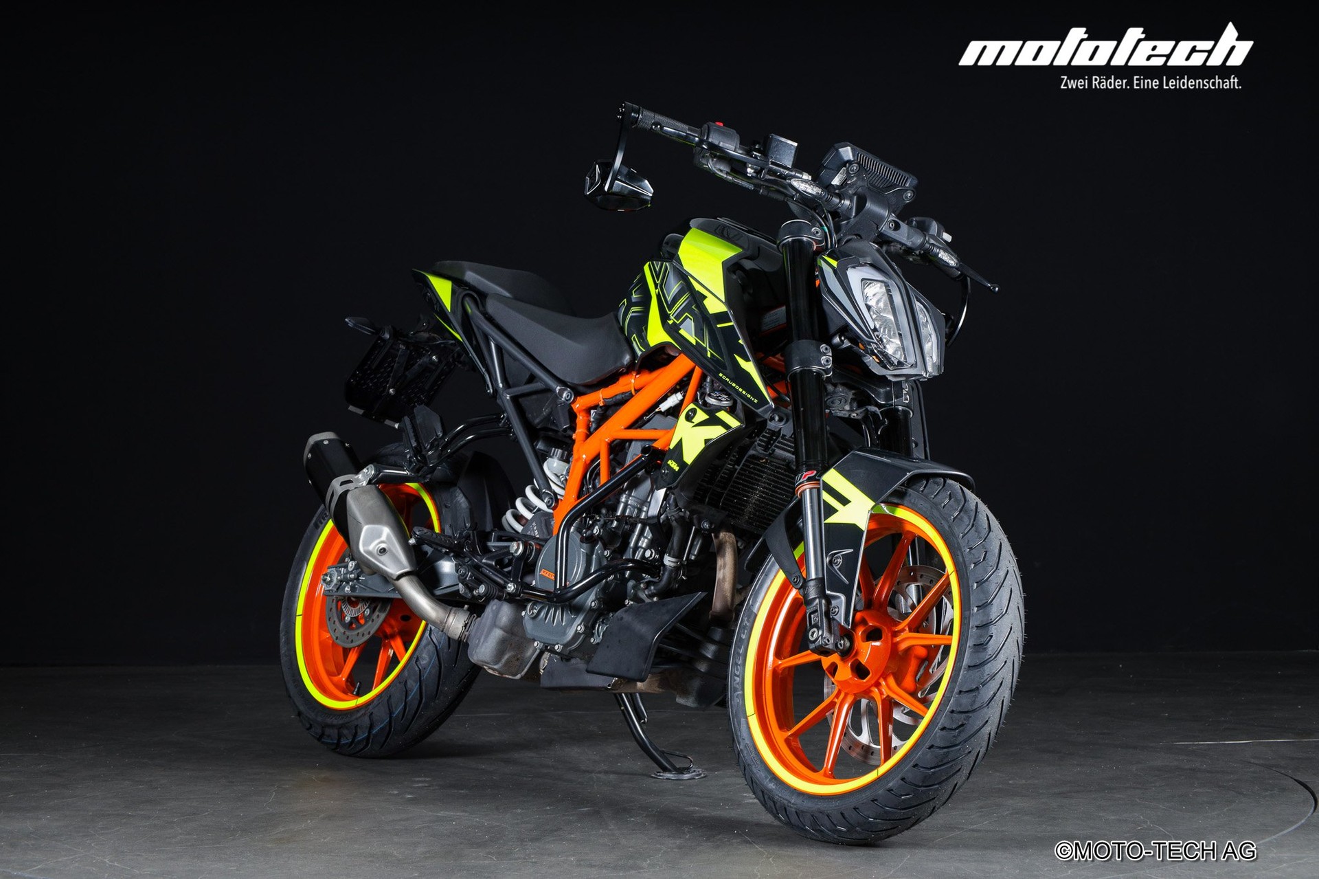 KTM 125 Duke-image-0