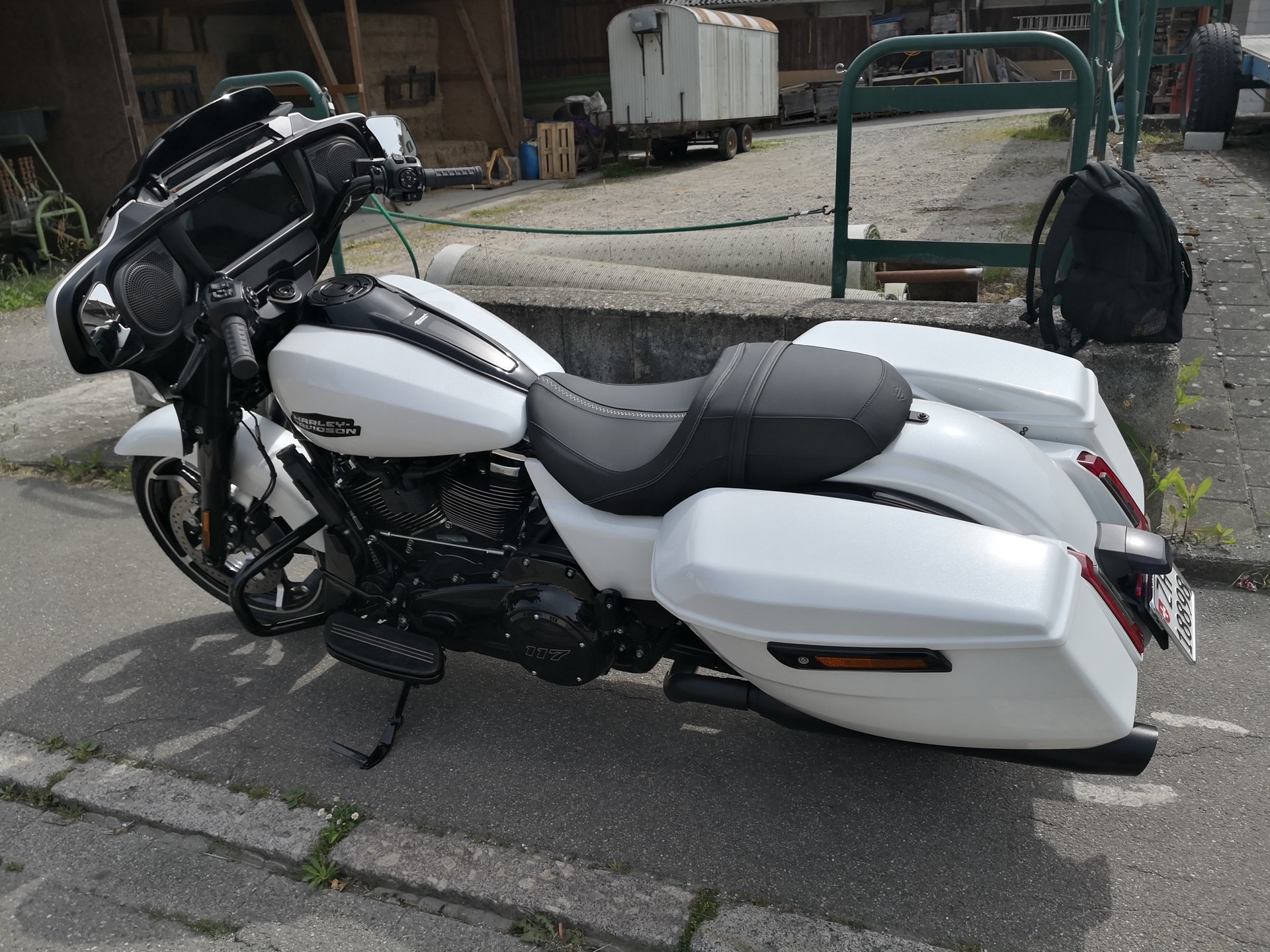 HARLEY-DAVIDSON FLH-image-3