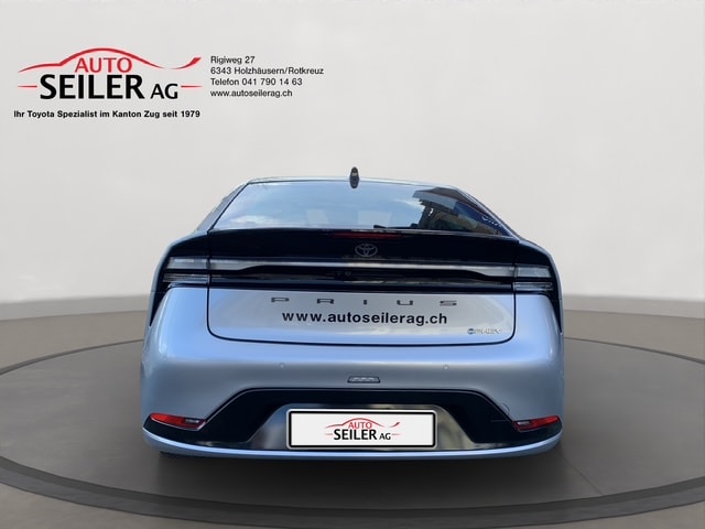 TOYOTA Prius 2.0VVT-i Plug-in Hybrid Style-image-4