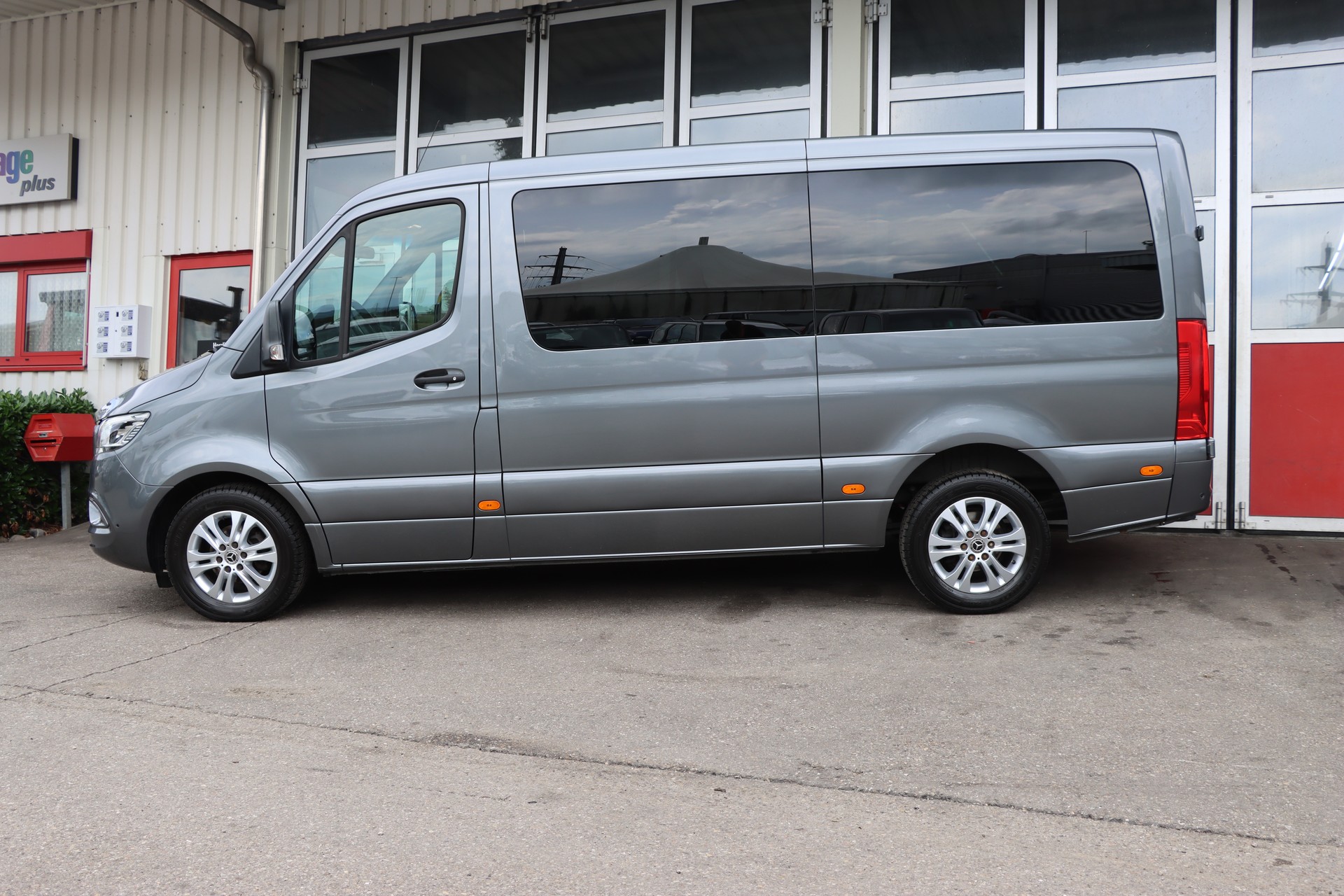 MERCEDES-BENZ Sprinter 216 CDI Standard 7G-TRONIC PLUS-image-5