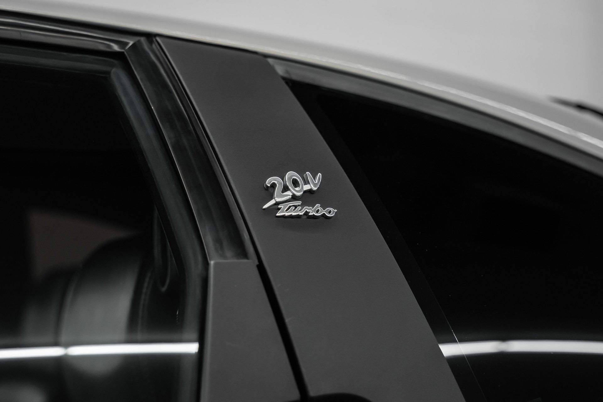 FIAT Coupé 2.0 20V Turbo Plus-image-14