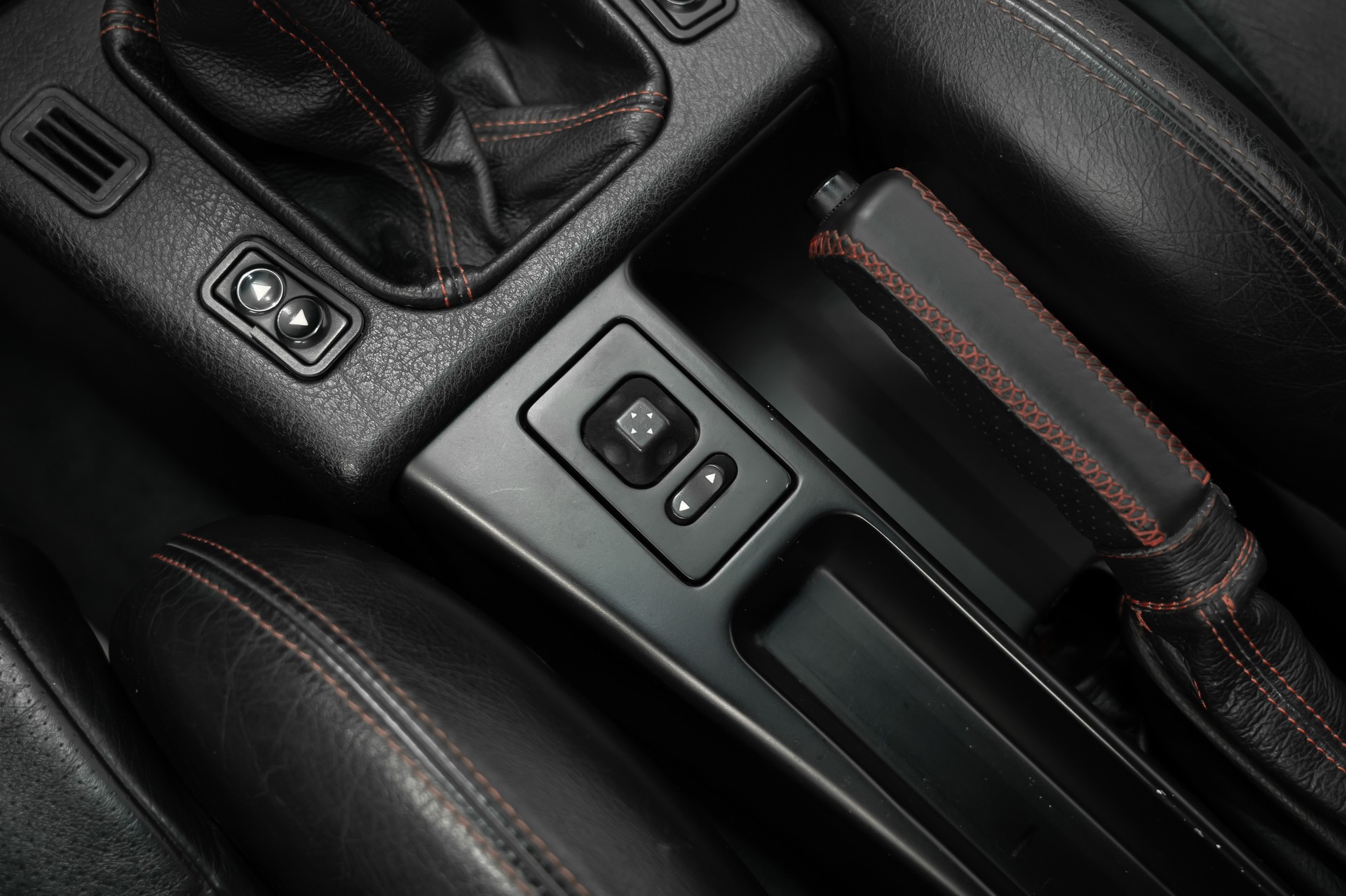 FIAT Coupé 2.0 20V Turbo Plus-image-22