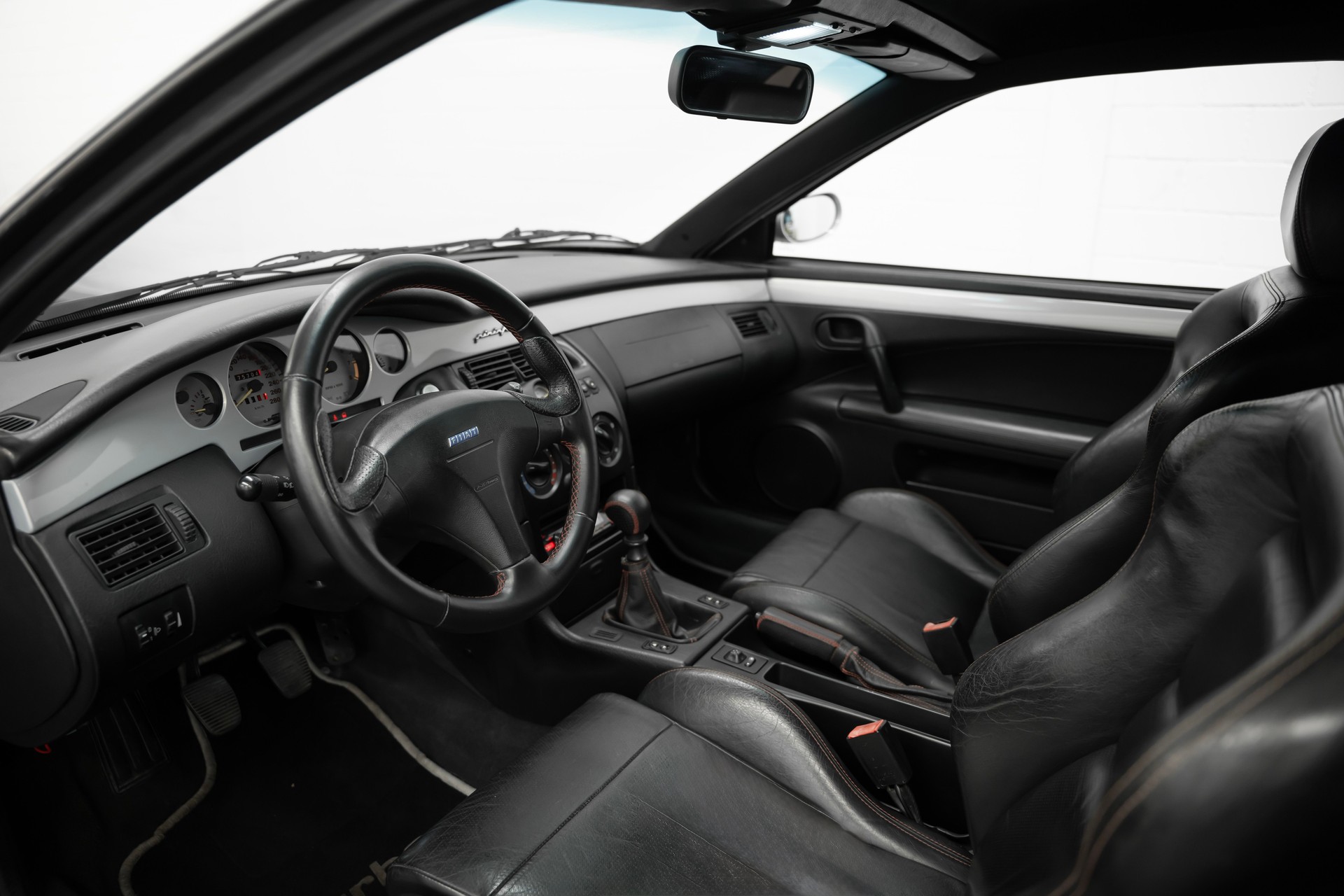 FIAT Coupé 2.0 20V Turbo Plus-image-11