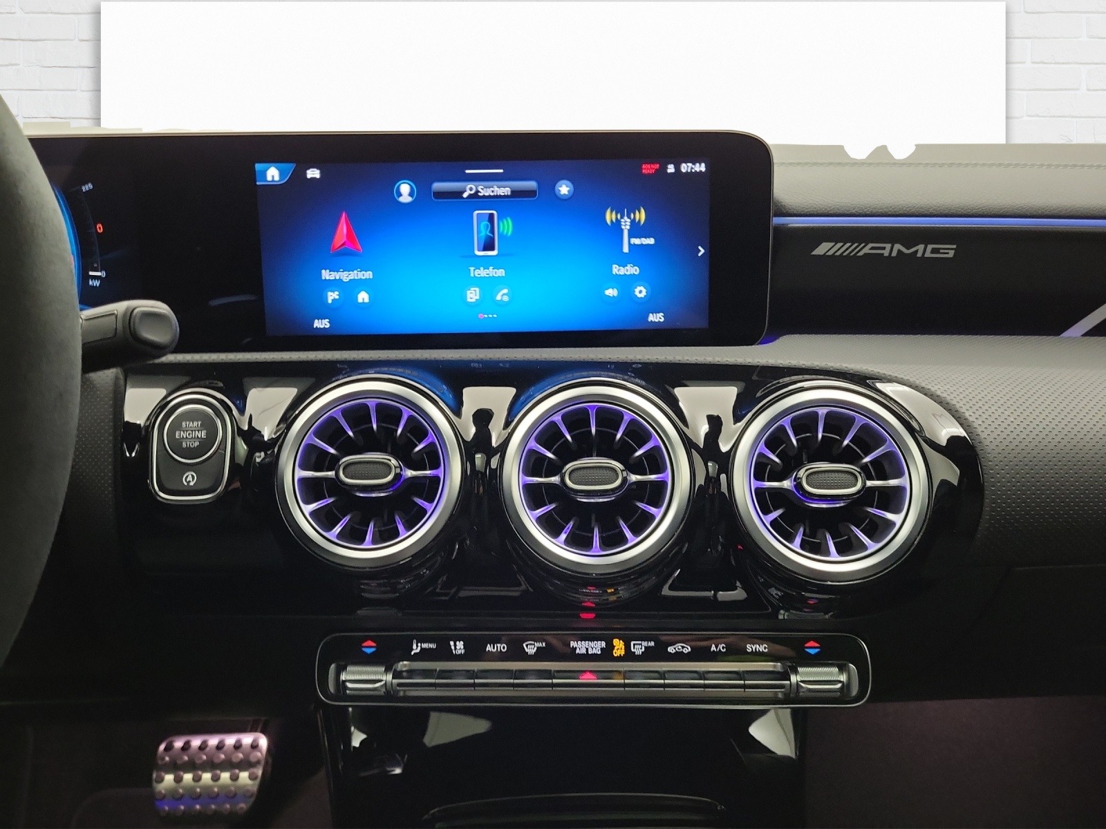 MERCEDES-BENZ AMG CLA 35 4Matic SB-image-8