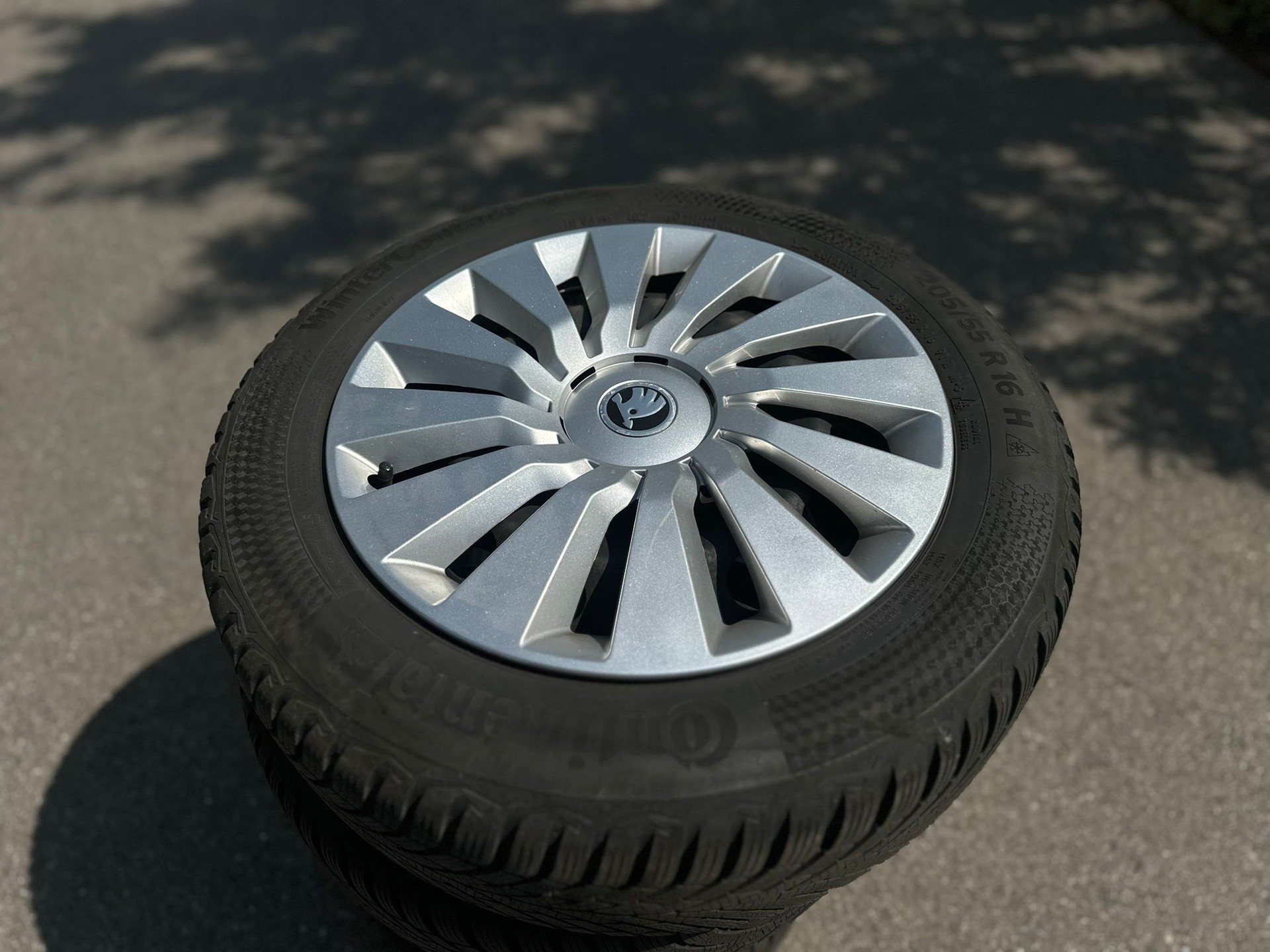 SKODA Octavia Combi 2.0 TDI Ambition 4x4 DSG-image-18