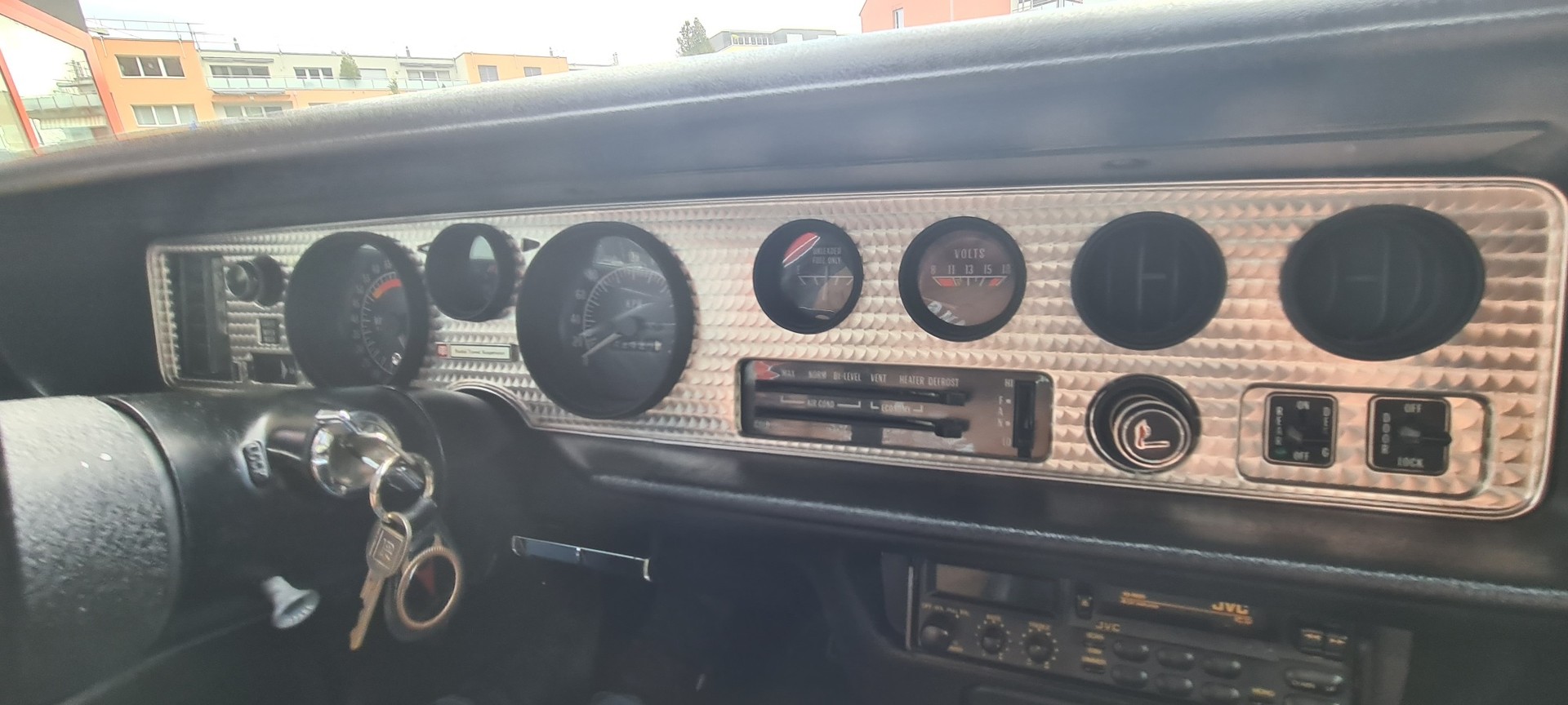 PONTIAC Trans AM 400 6.6 Liter Fisher Body-image-23