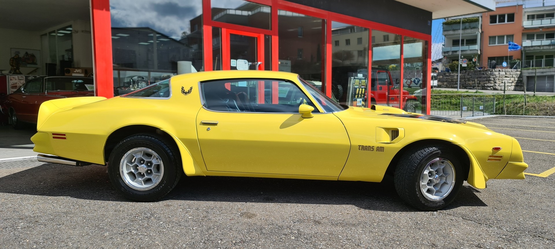 PONTIAC Trans AM 400 6.6 Liter Fisher Body-image-9