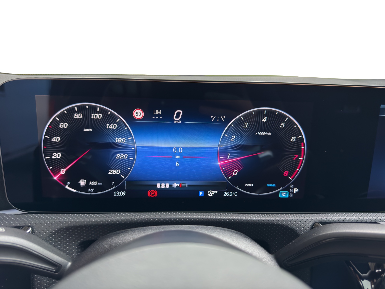 MERCEDES-BENZ A 220 4Matic 8G-DCT-image-11