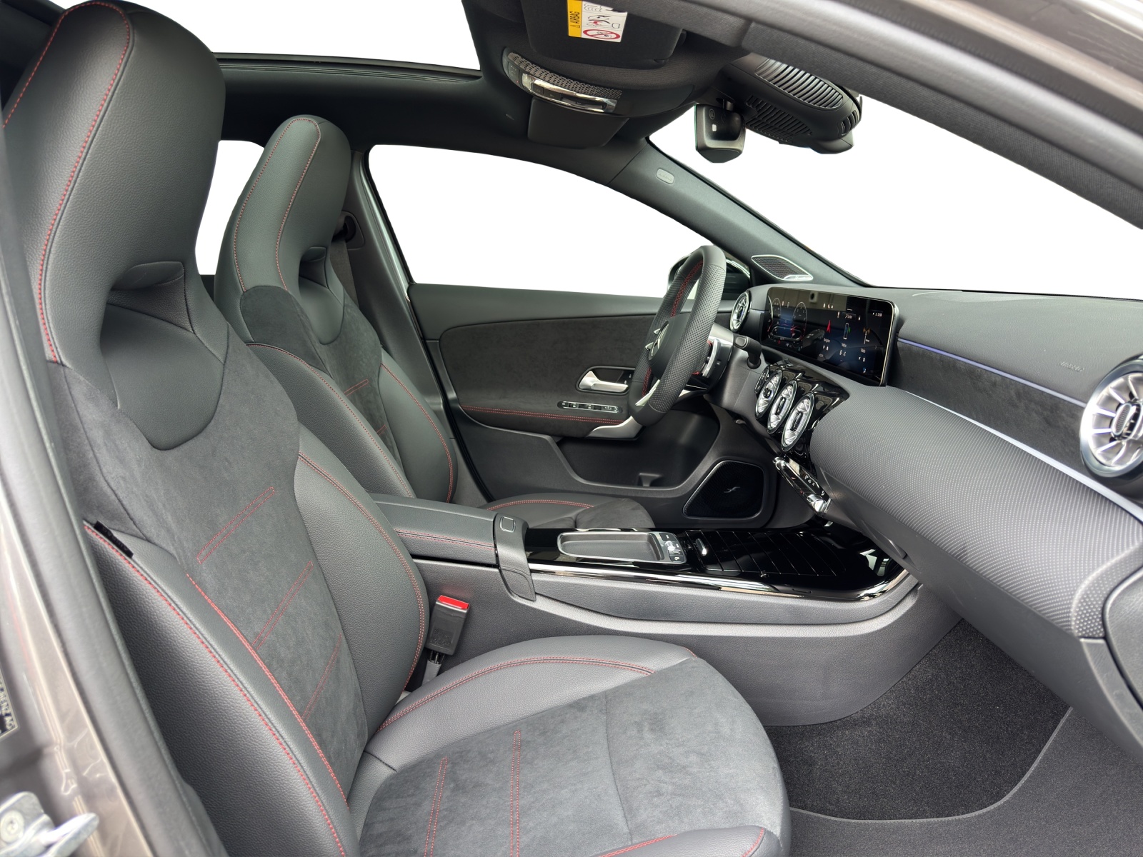 MERCEDES-BENZ A 220 4Matic 8G-DCT-image-16