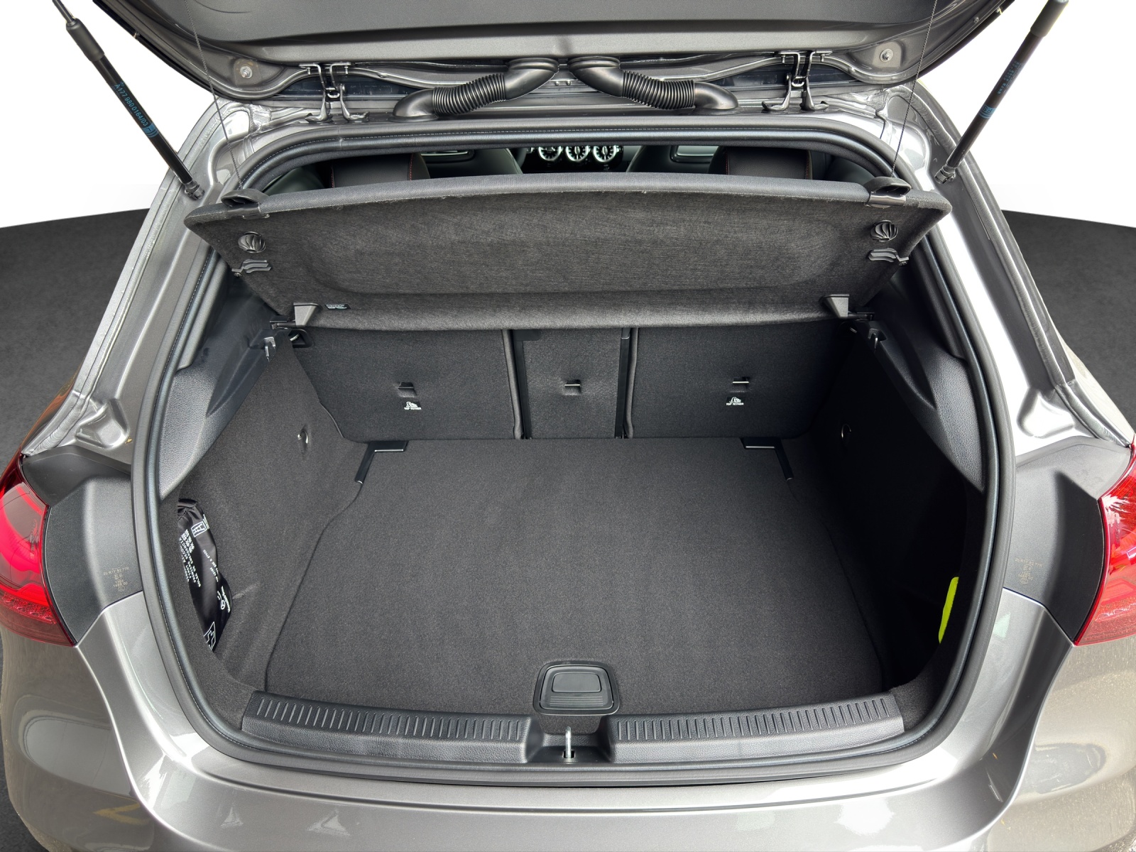 MERCEDES-BENZ A 220 4Matic 8G-DCT-image-19