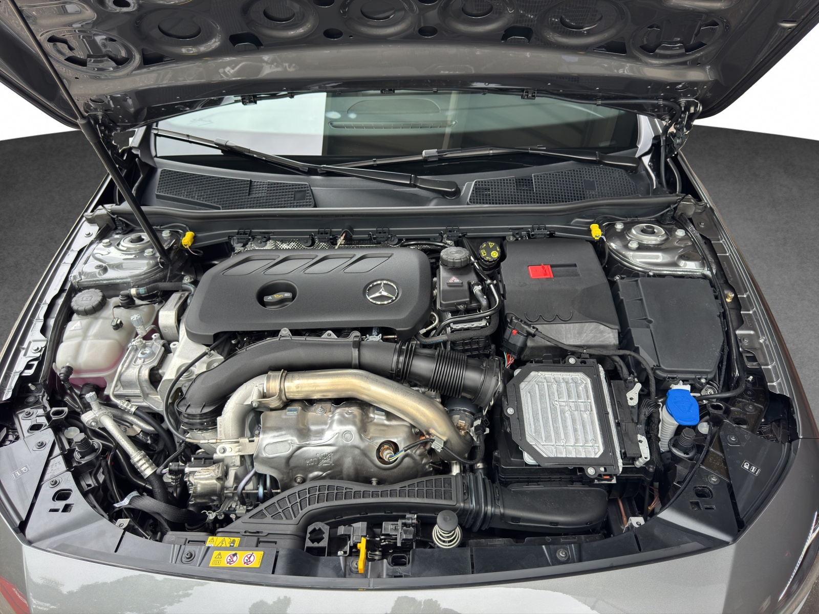 MERCEDES-BENZ A 220 4Matic 8G-DCT-image-20