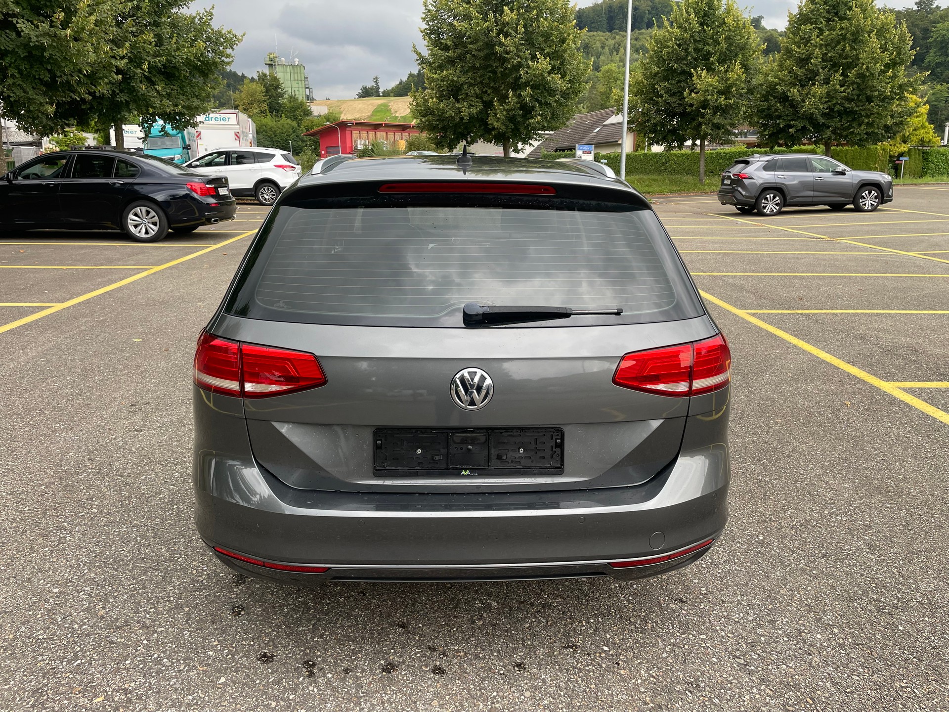 VW Passat Variant 1.6 TDI BMT Comfortline DSG-image-5
