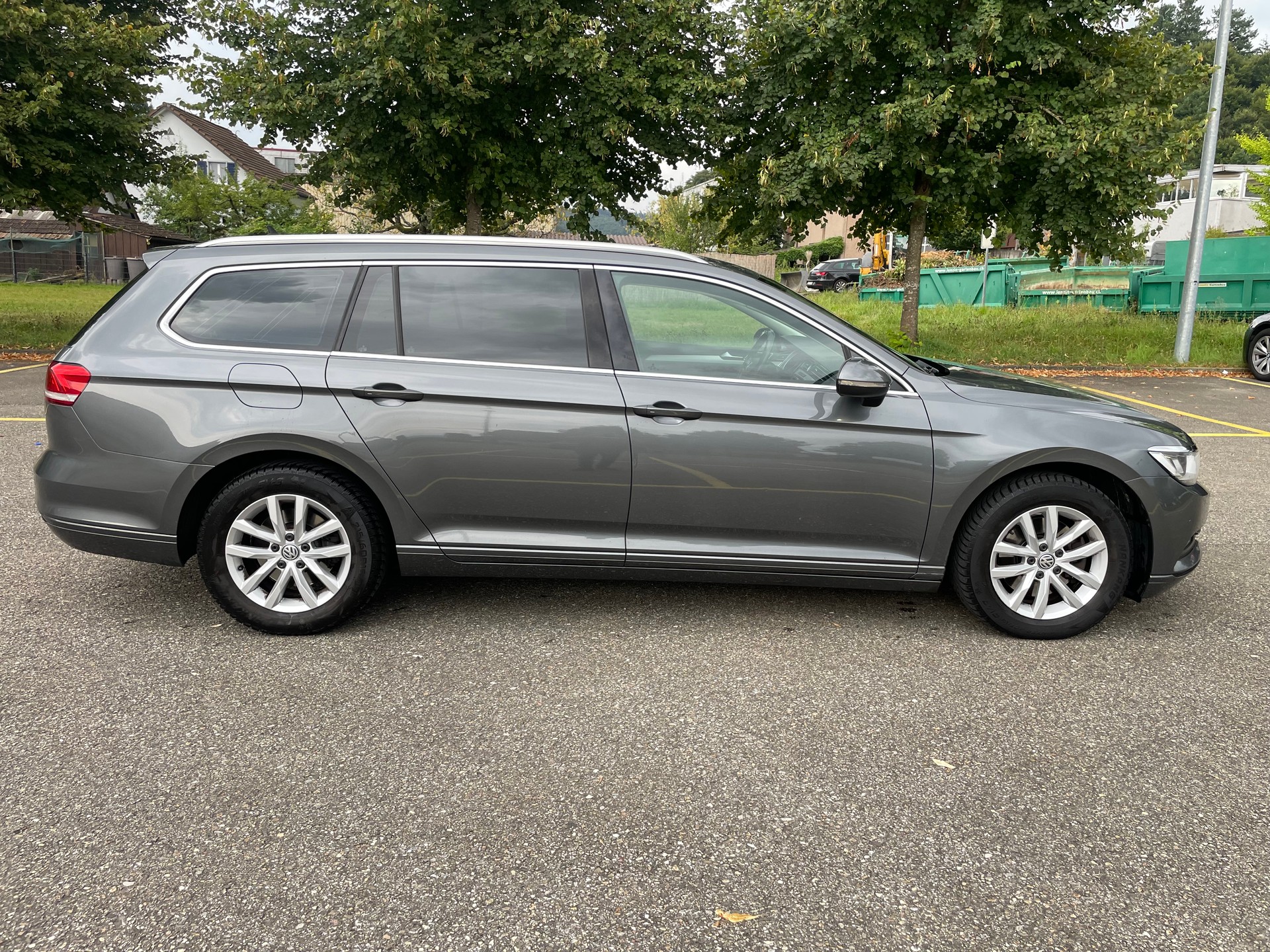 VW Passat Variant 1.6 TDI BMT Comfortline DSG-image-3
