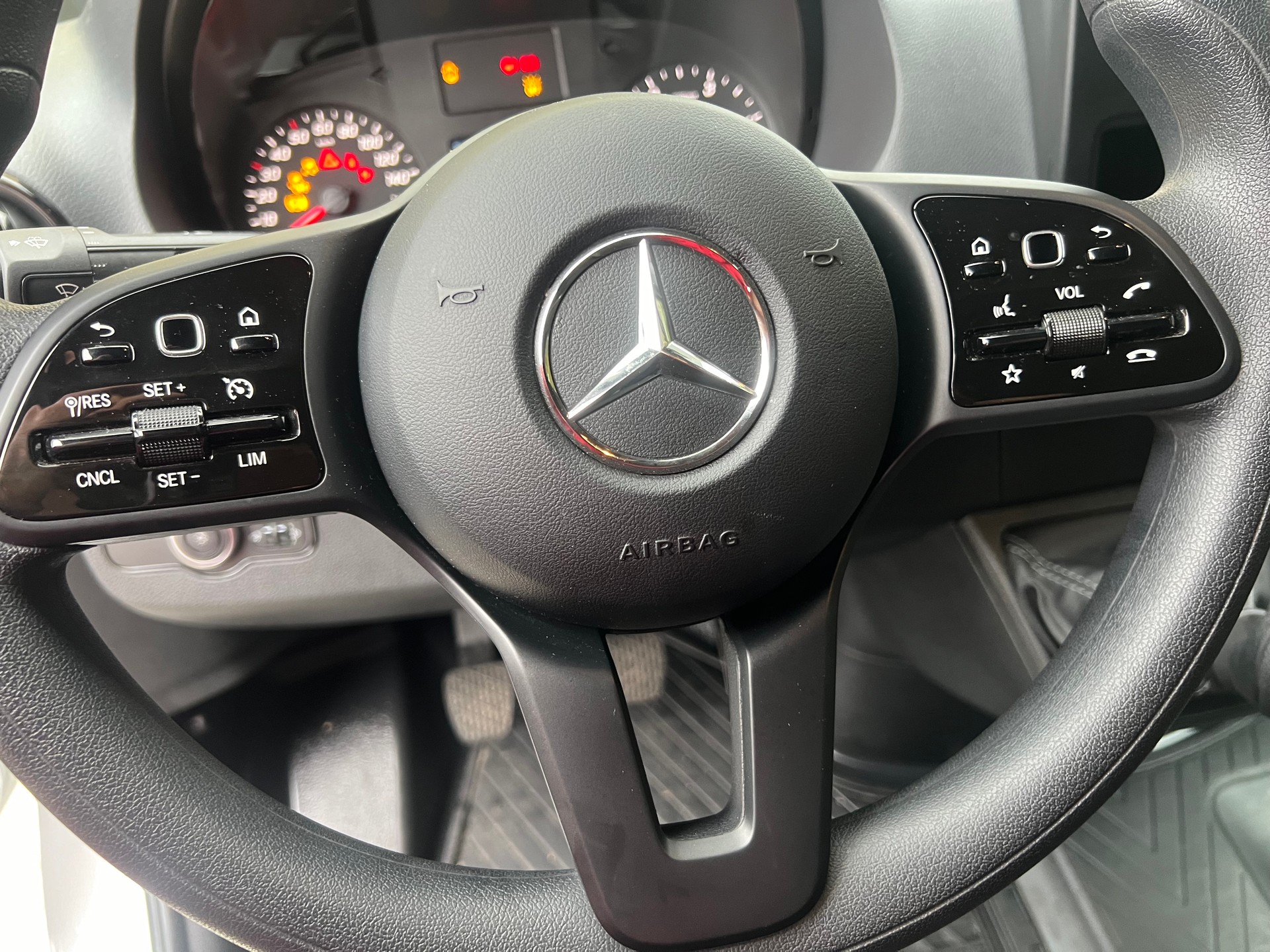 MERCEDES-BENZ 317 CDI Lang Kastenwagen-showroom-element-3