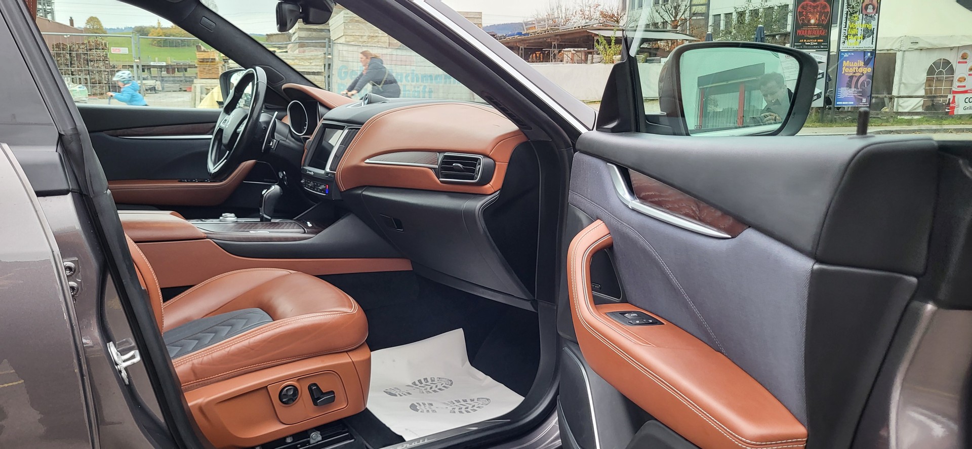 MASERATI Levante S 3.0 V6 Automatica-image-10
