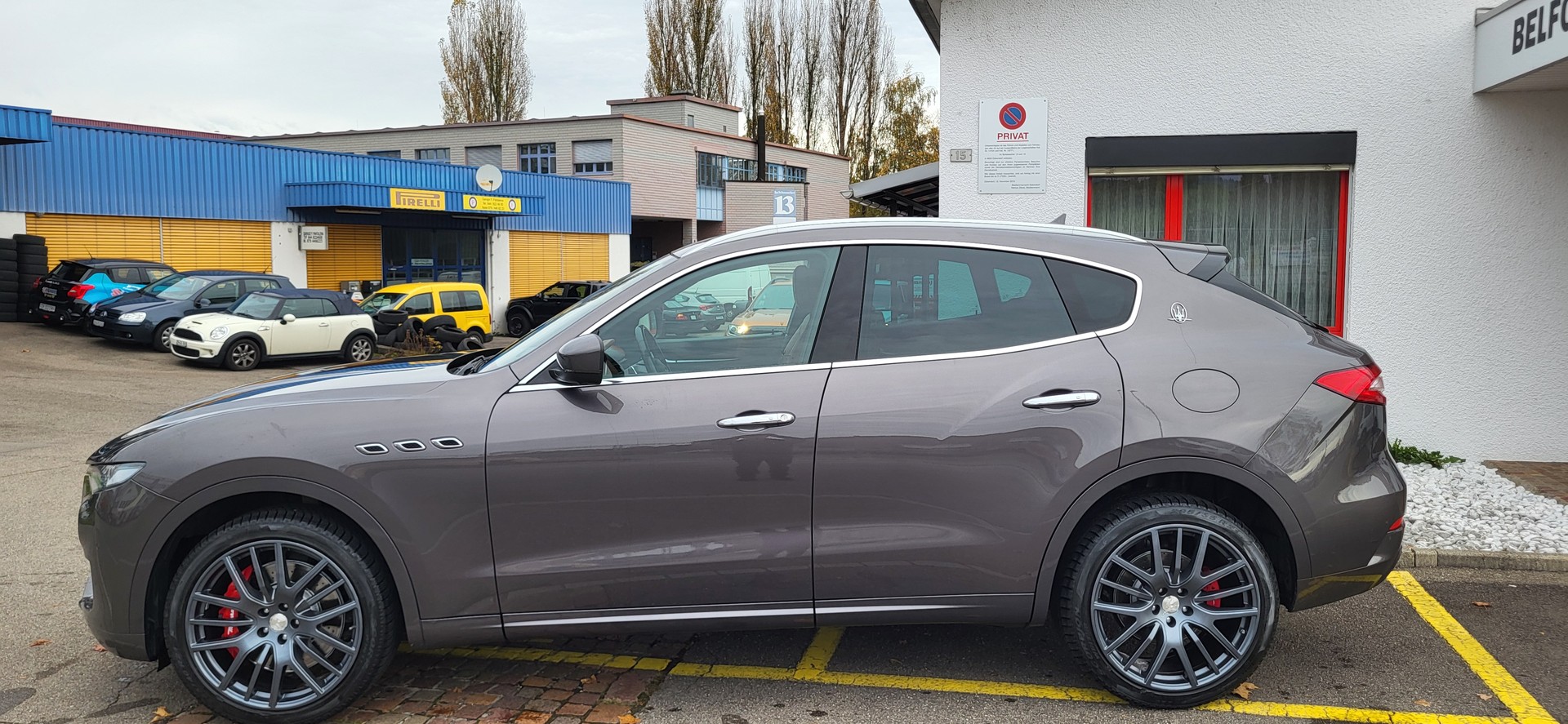 MASERATI Levante S 3.0 V6 Automatica-showroom-element-3