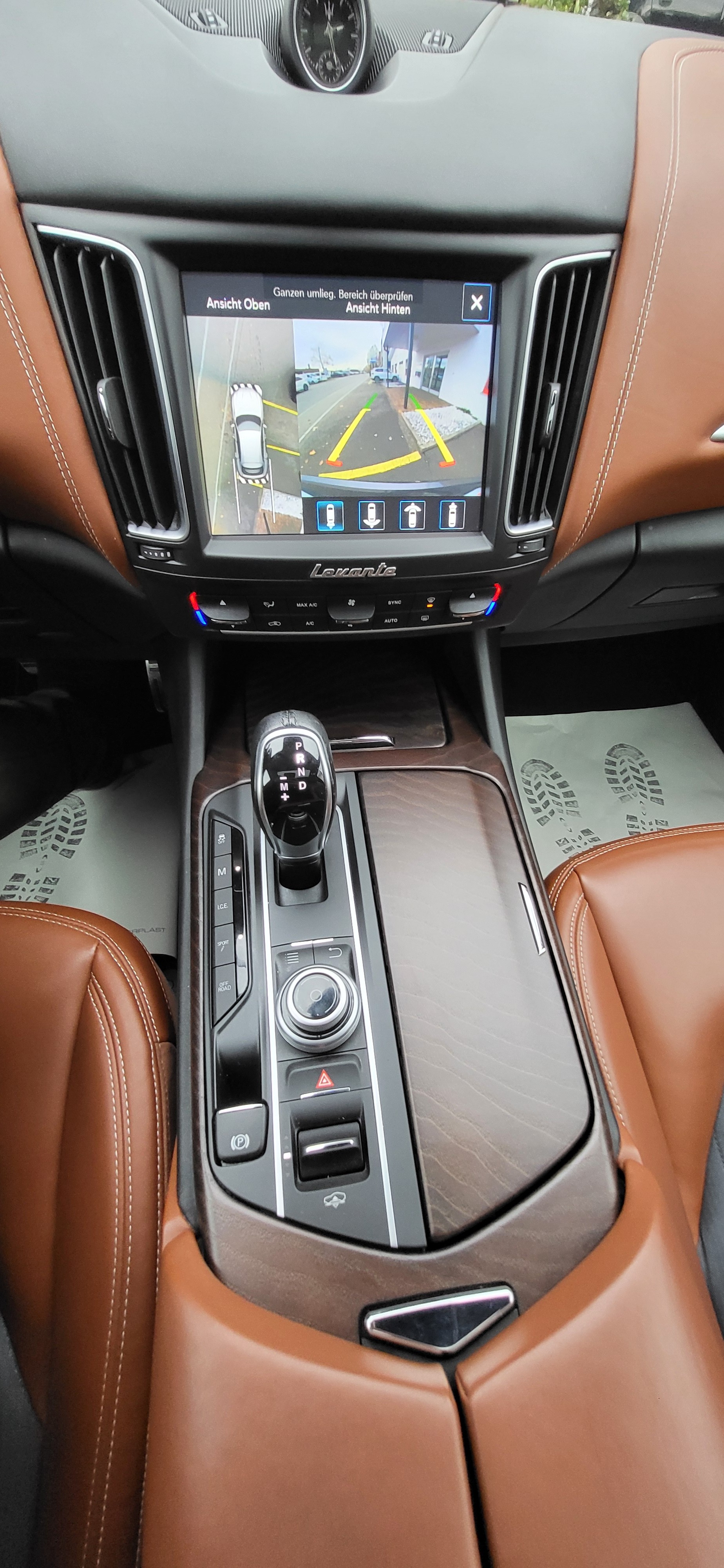 MASERATI Levante S 3.0 V6 Automatica-image-12