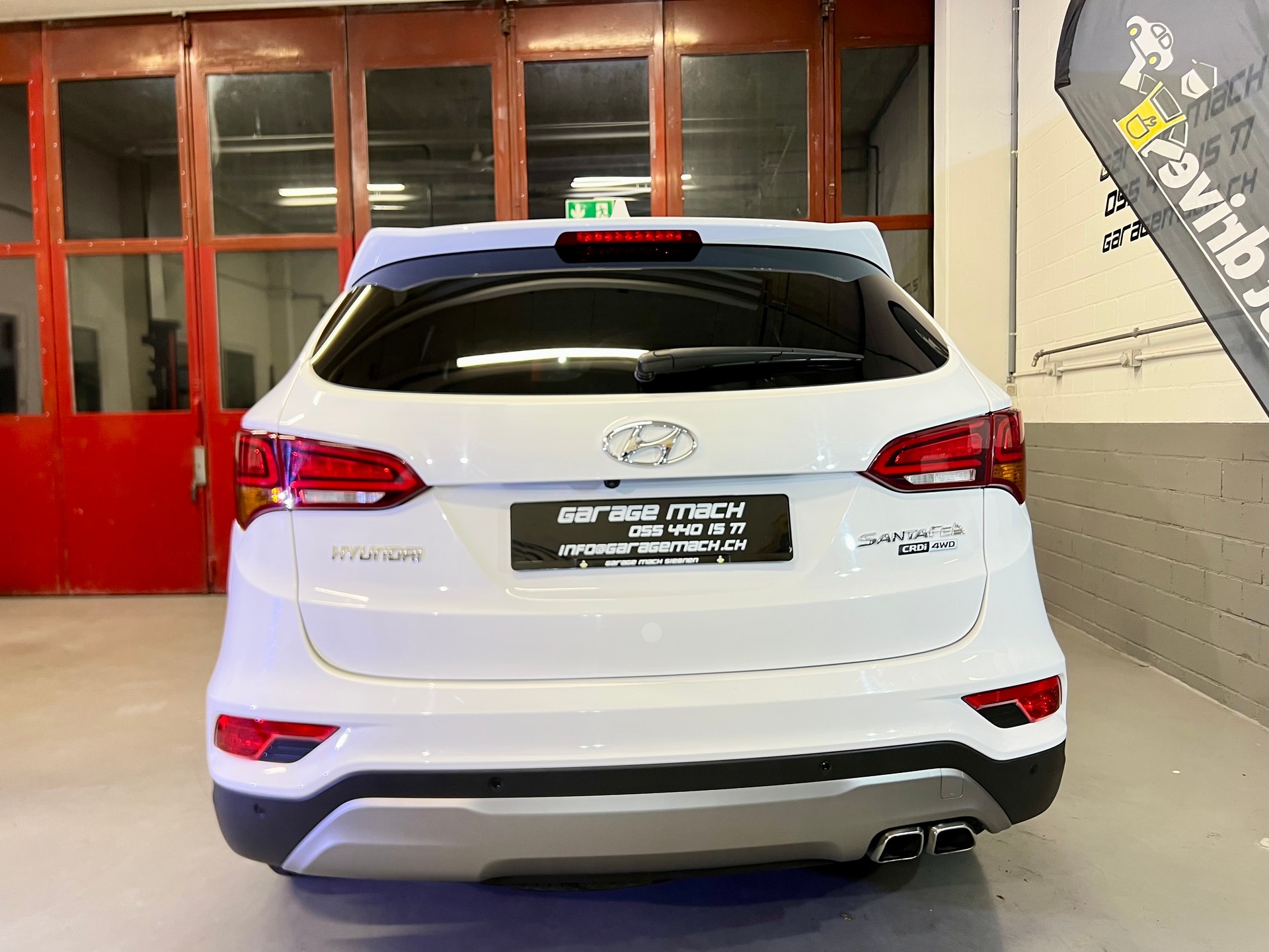 HYUNDAI Santa Fe 2.2 CRDI Vertex 4WD Automatic-image-6