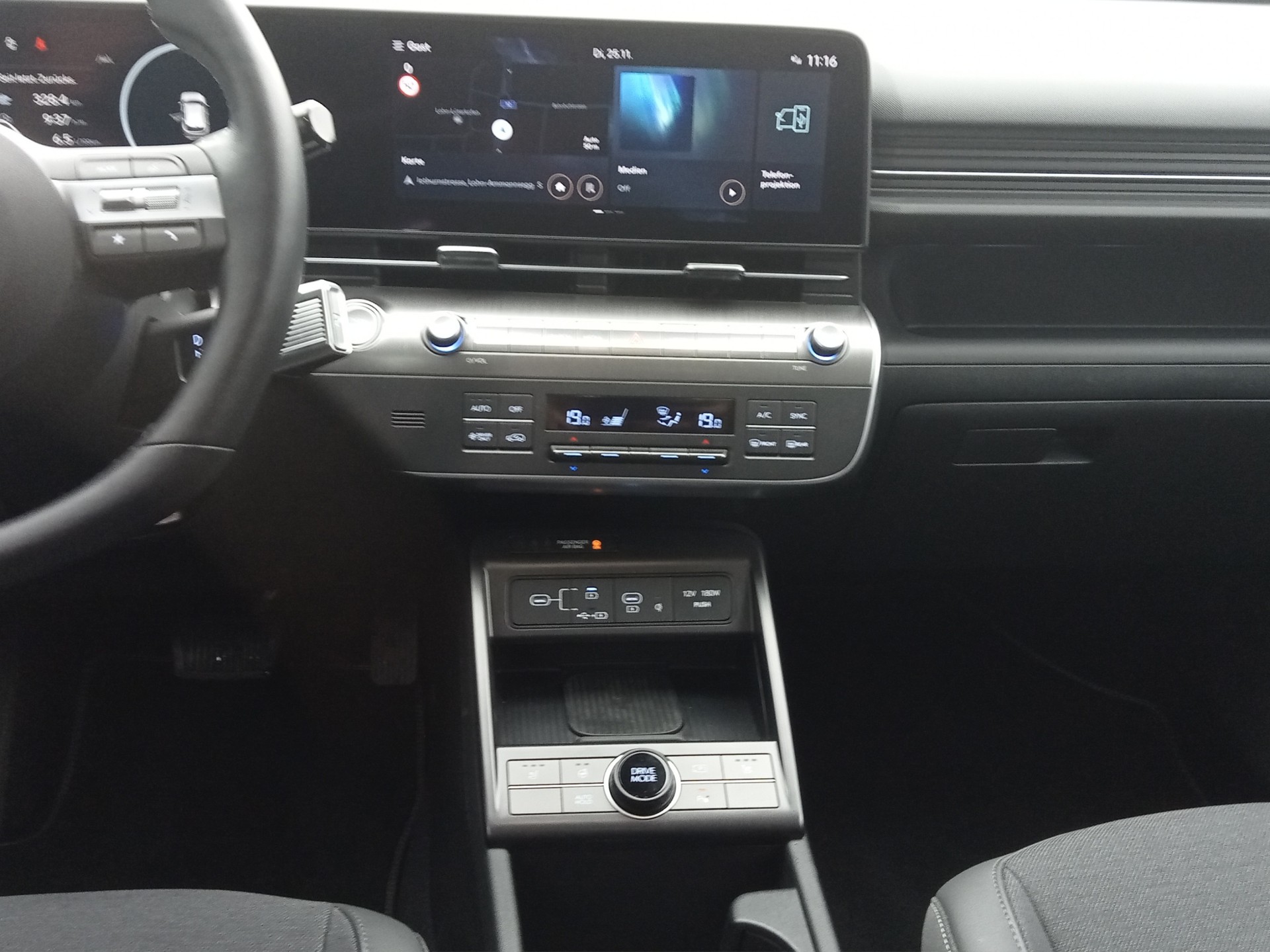 HYUNDAI Kona 1.6 GDi HEV Amplia DCT-image-12