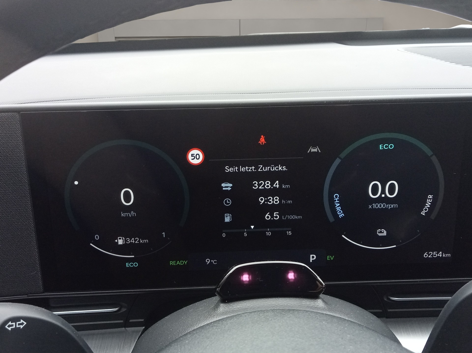 HYUNDAI Kona 1.6 GDi HEV Amplia DCT-image-14
