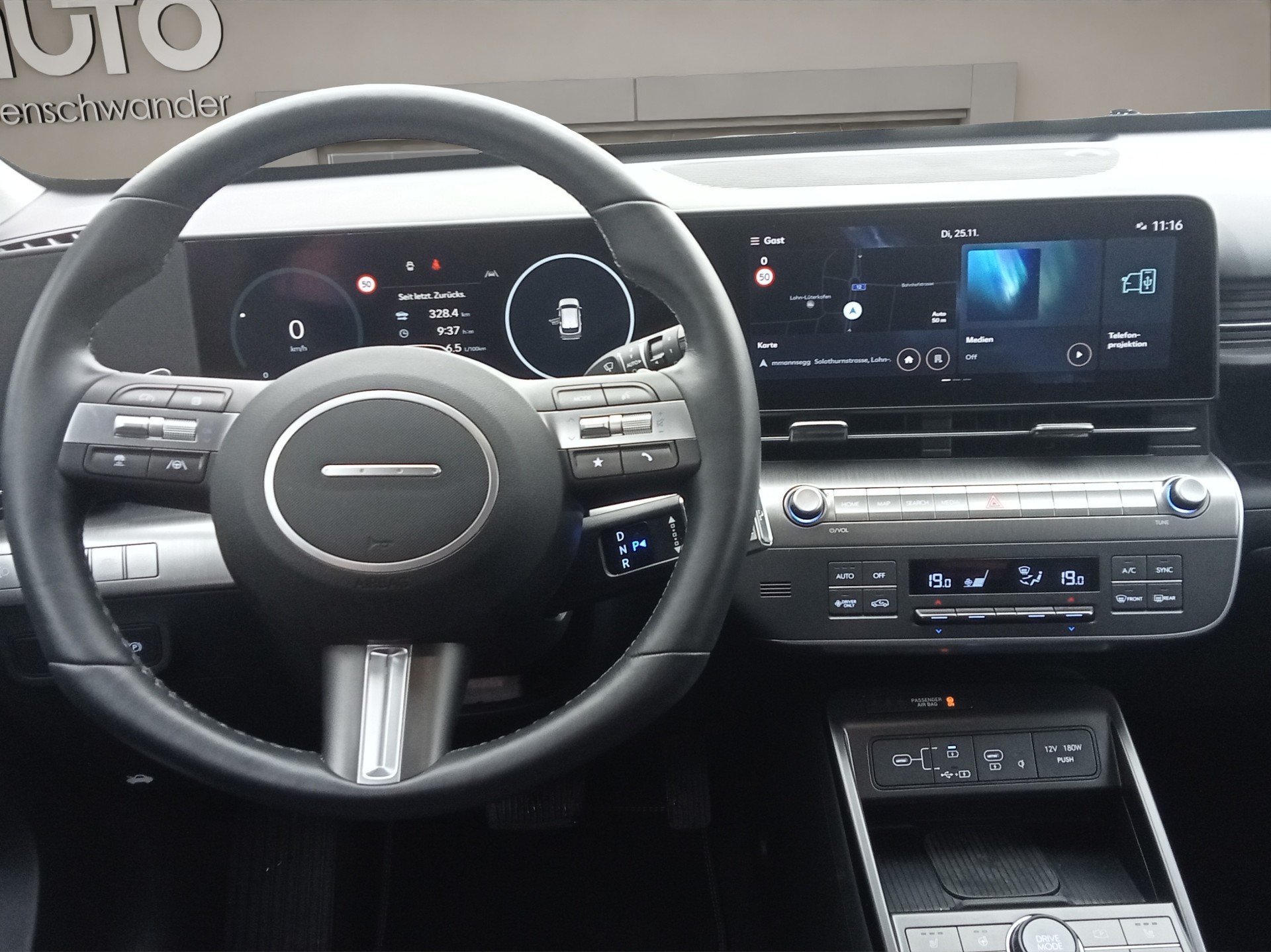 HYUNDAI Kona 1.6 GDi HEV Amplia DCT-image-11