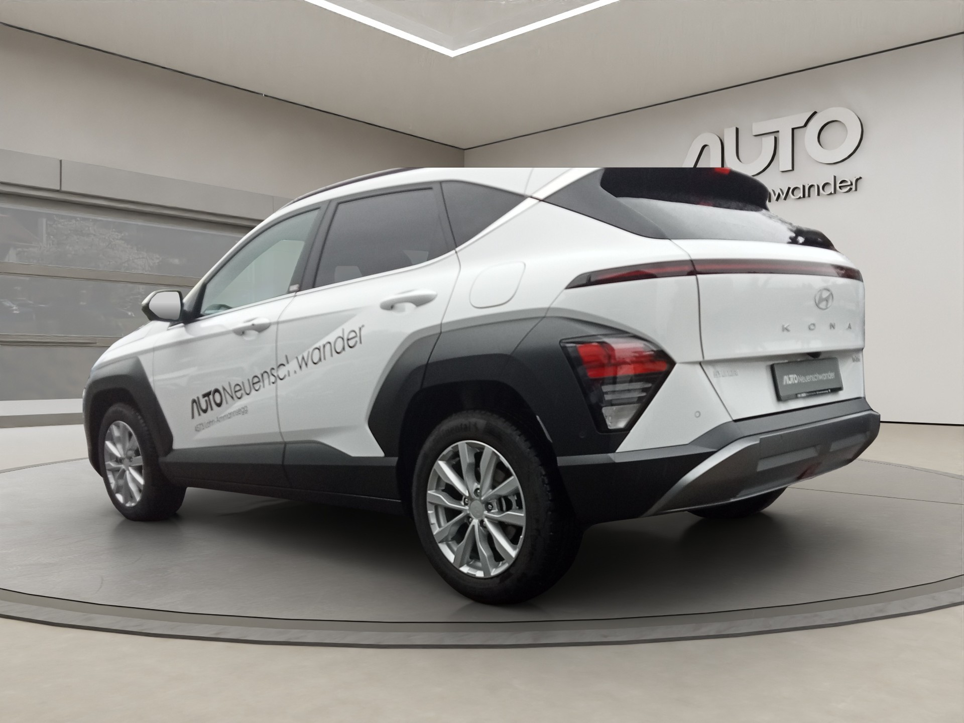 HYUNDAI Kona 1.6 GDi HEV Amplia DCT-image-6