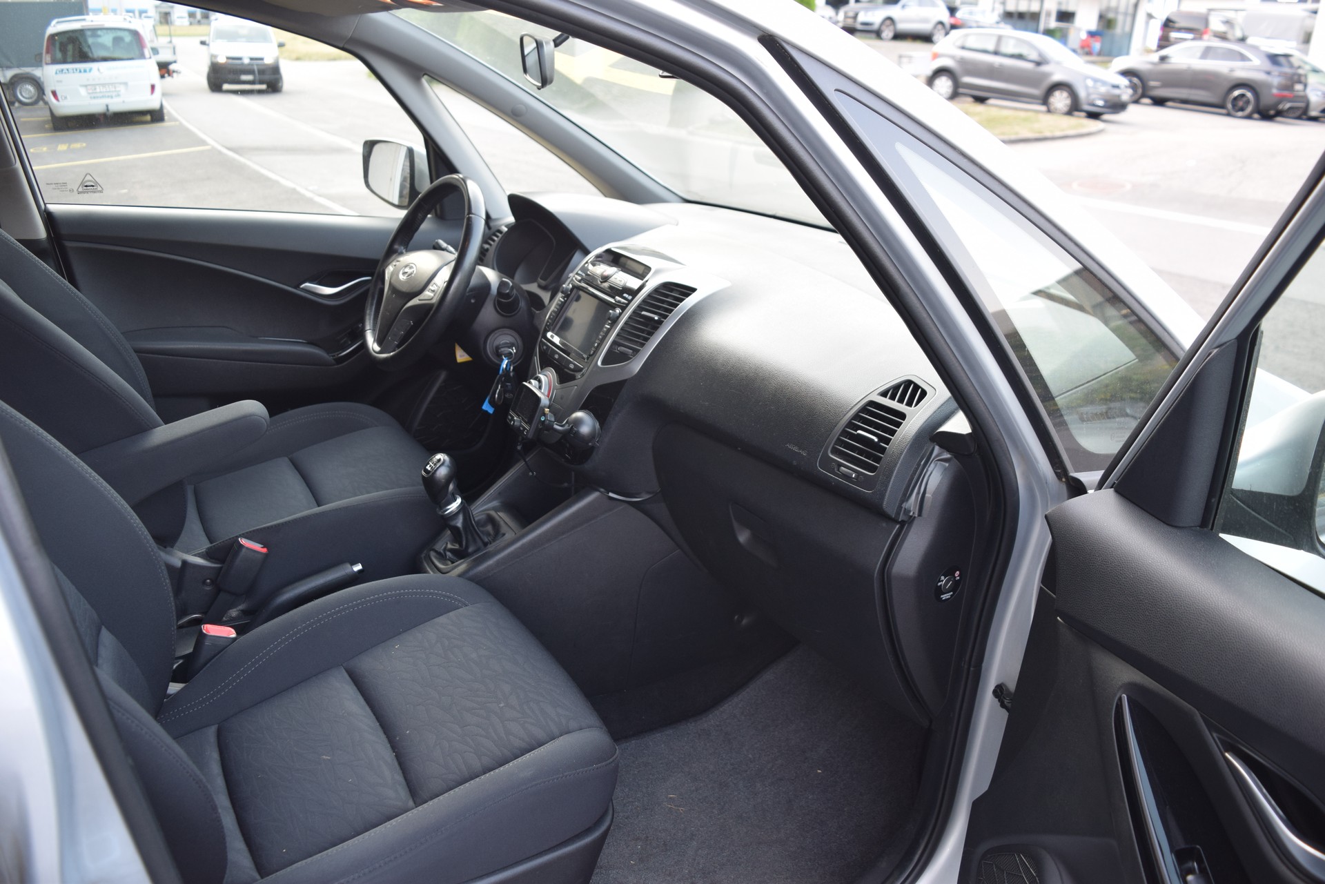 HYUNDAI iX20 1.4 CRDi Style-image-9