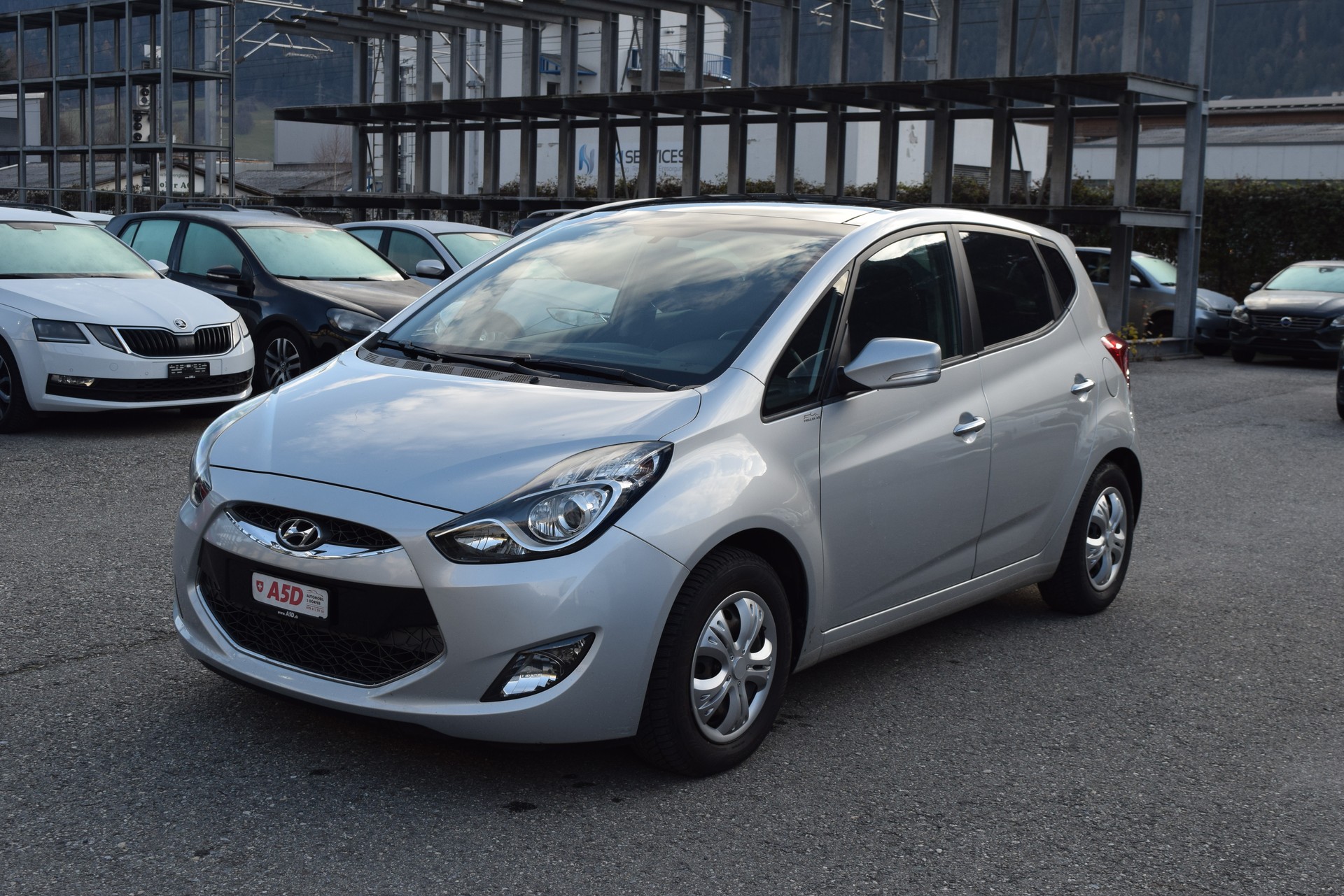 HYUNDAI iX20 1.4 CRDi Style-showroom-element-2