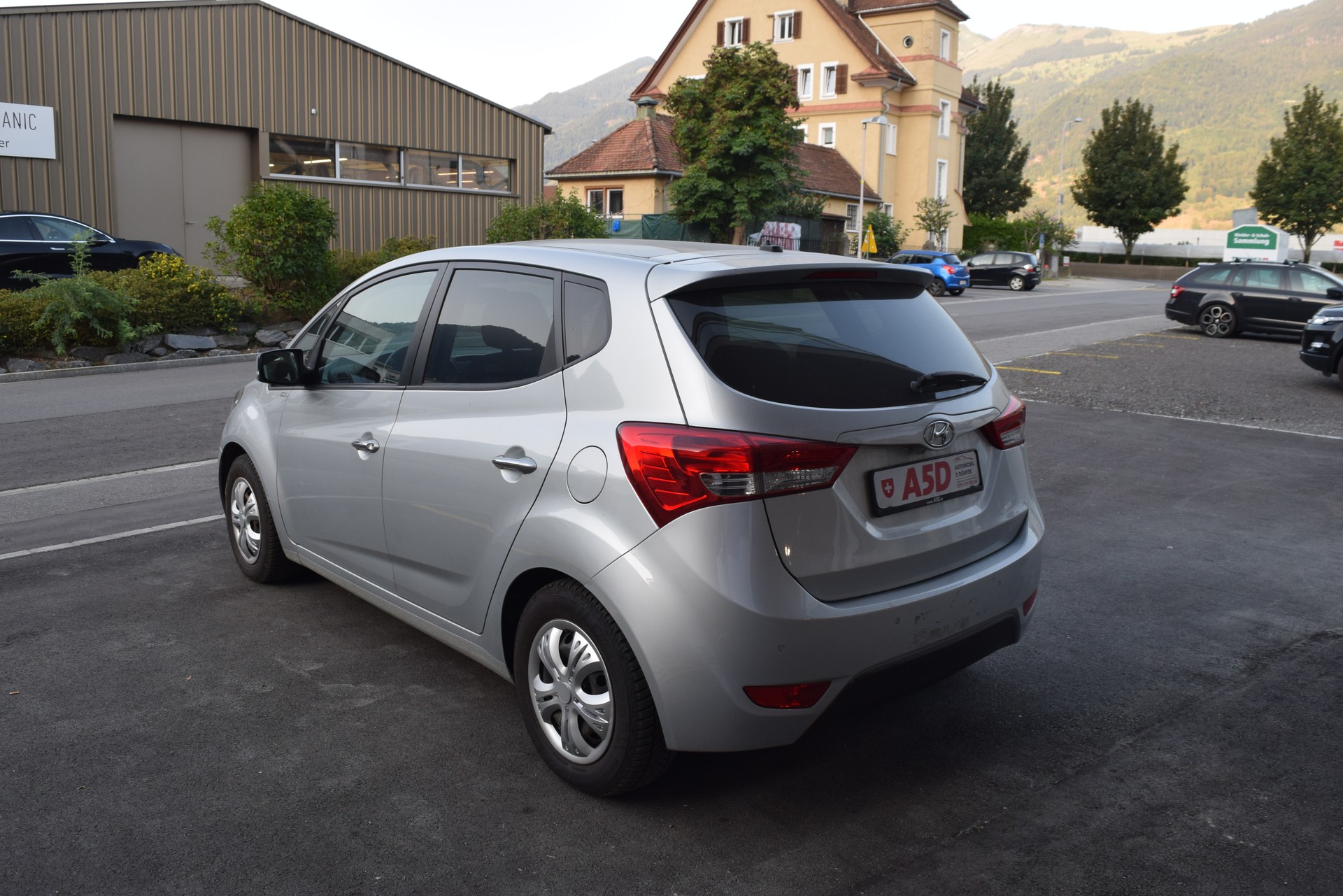HYUNDAI iX20 1.4 CRDi Style-image-4