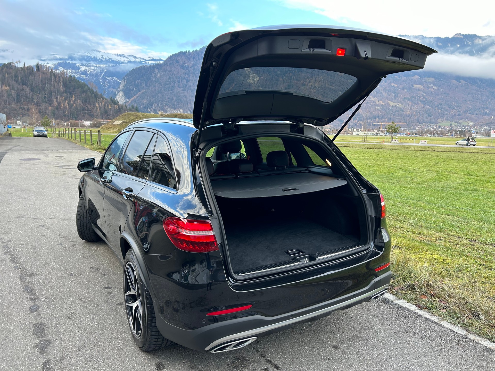 MERCEDES-BENZ GLC 43 AMG 4Matic 9G-Tronic-image-12