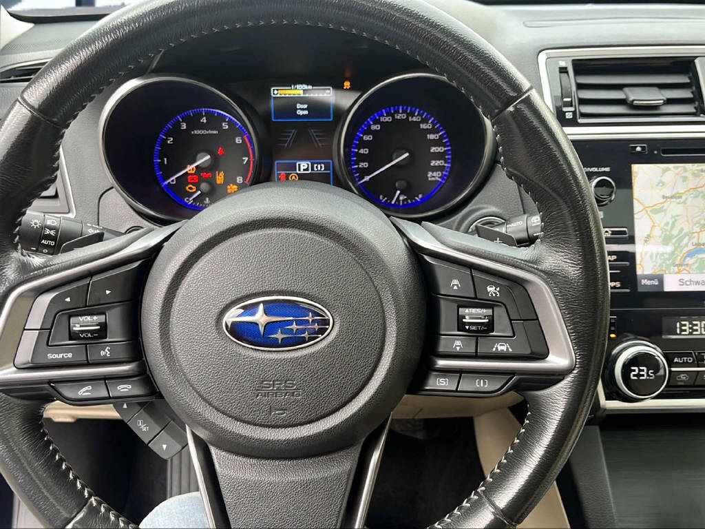 SUBARU Outback 2.5i Luxury-image-13