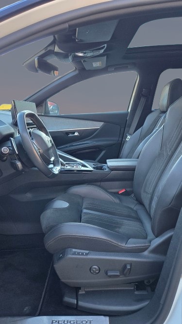 PEUGEOT 5008 1.6 Pure Tech GT Pack EAT8-image-10