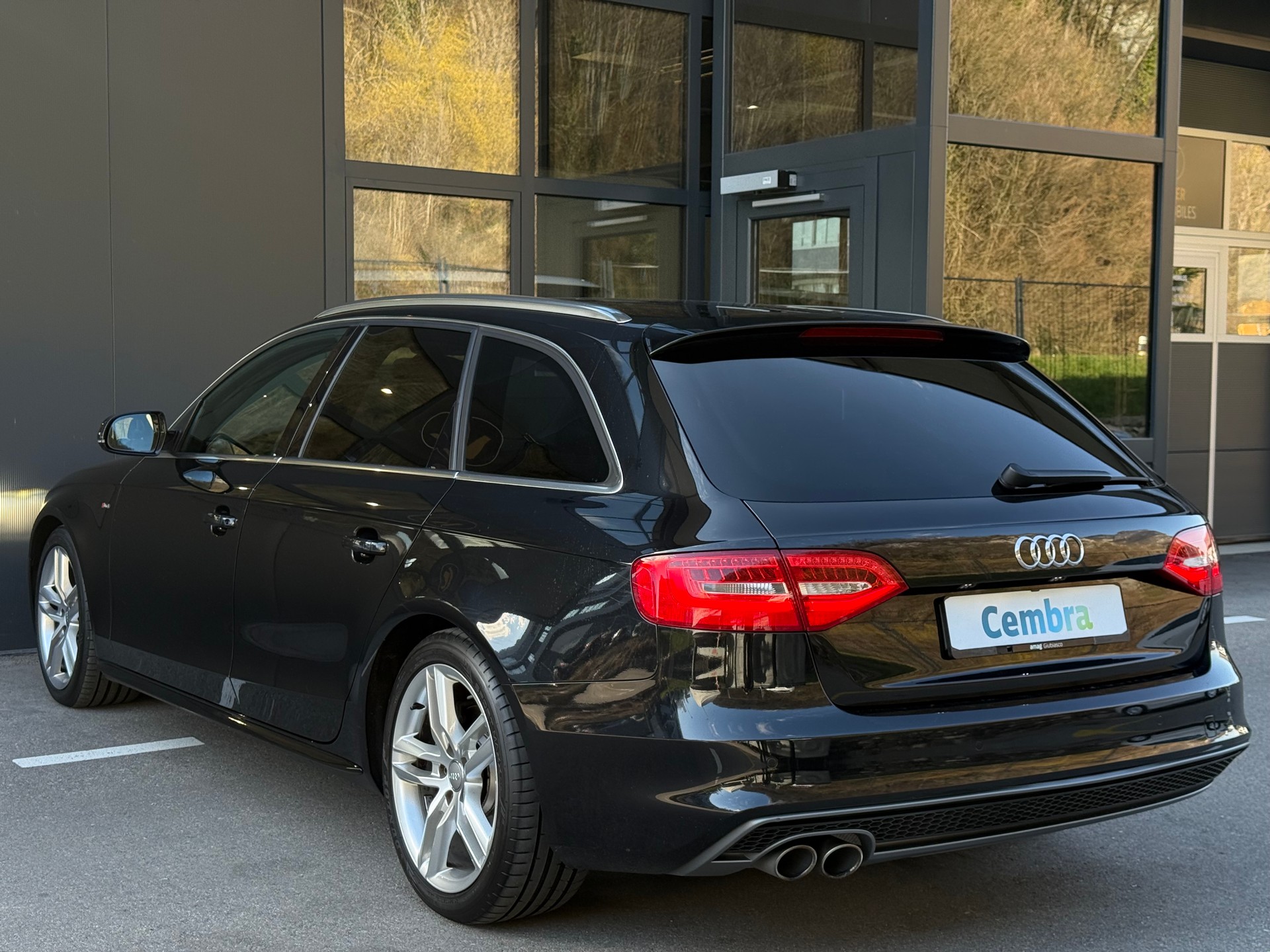 AUDI A4 S-Line 2.0 TDI multitronic-showroom-element-3