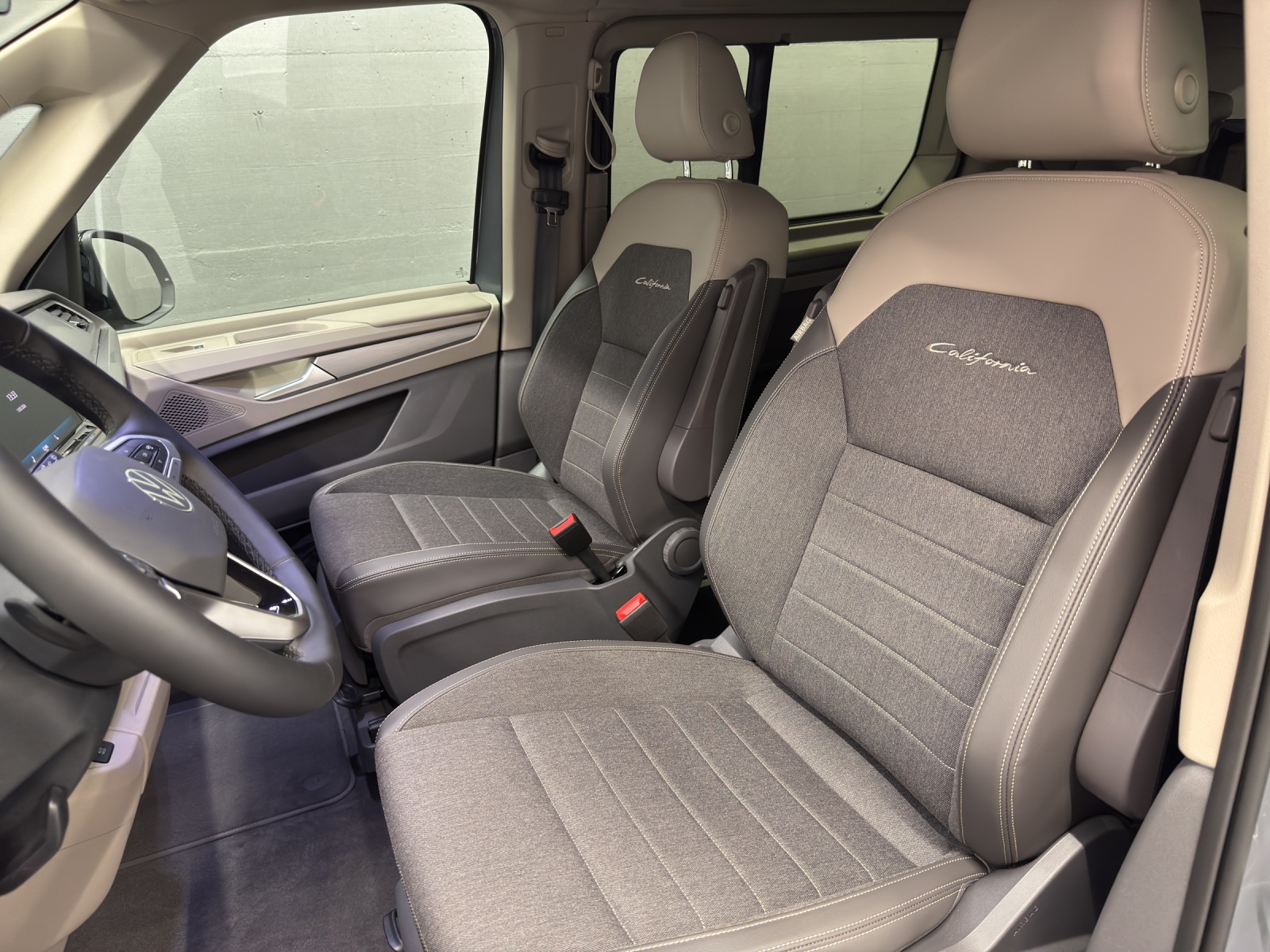 VW T7 California 2.0 TSI Ocean Liberty DSG-image-15