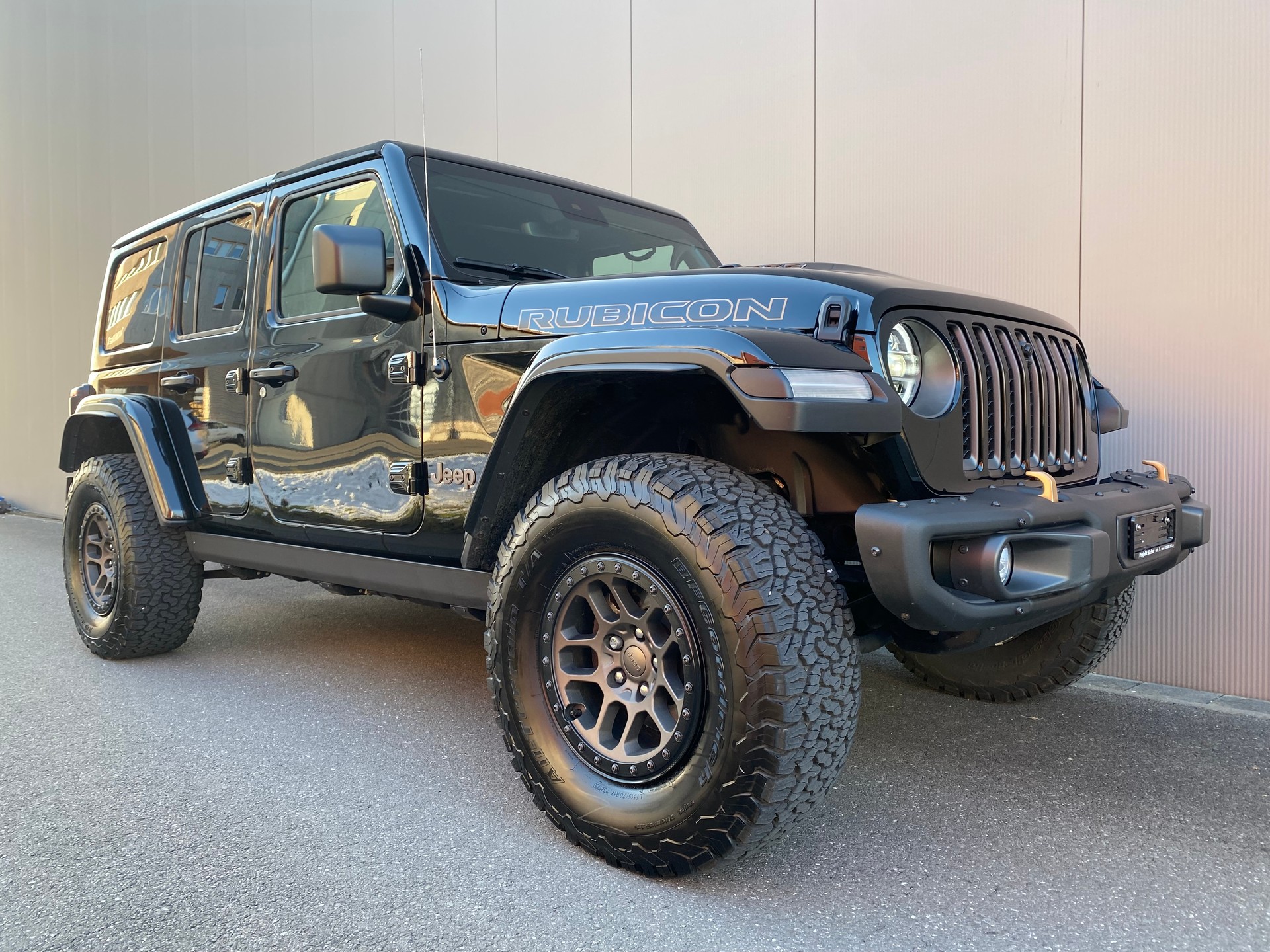 JEEP WRANGLER V8 Rubicon 392 Xtreme-showroom-element-3