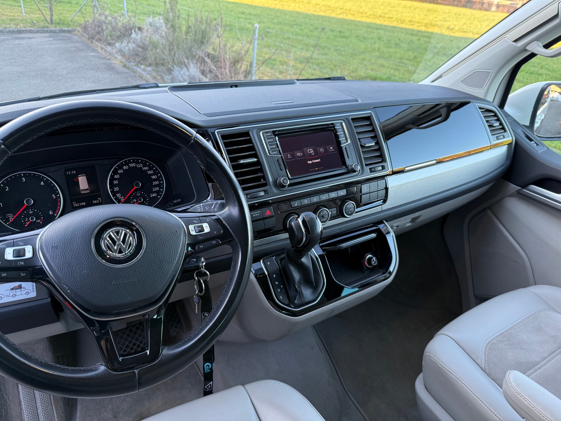 VW T6 California 2.0 Bi-TDI Ocean BLUE 4Motion DSG-image-4