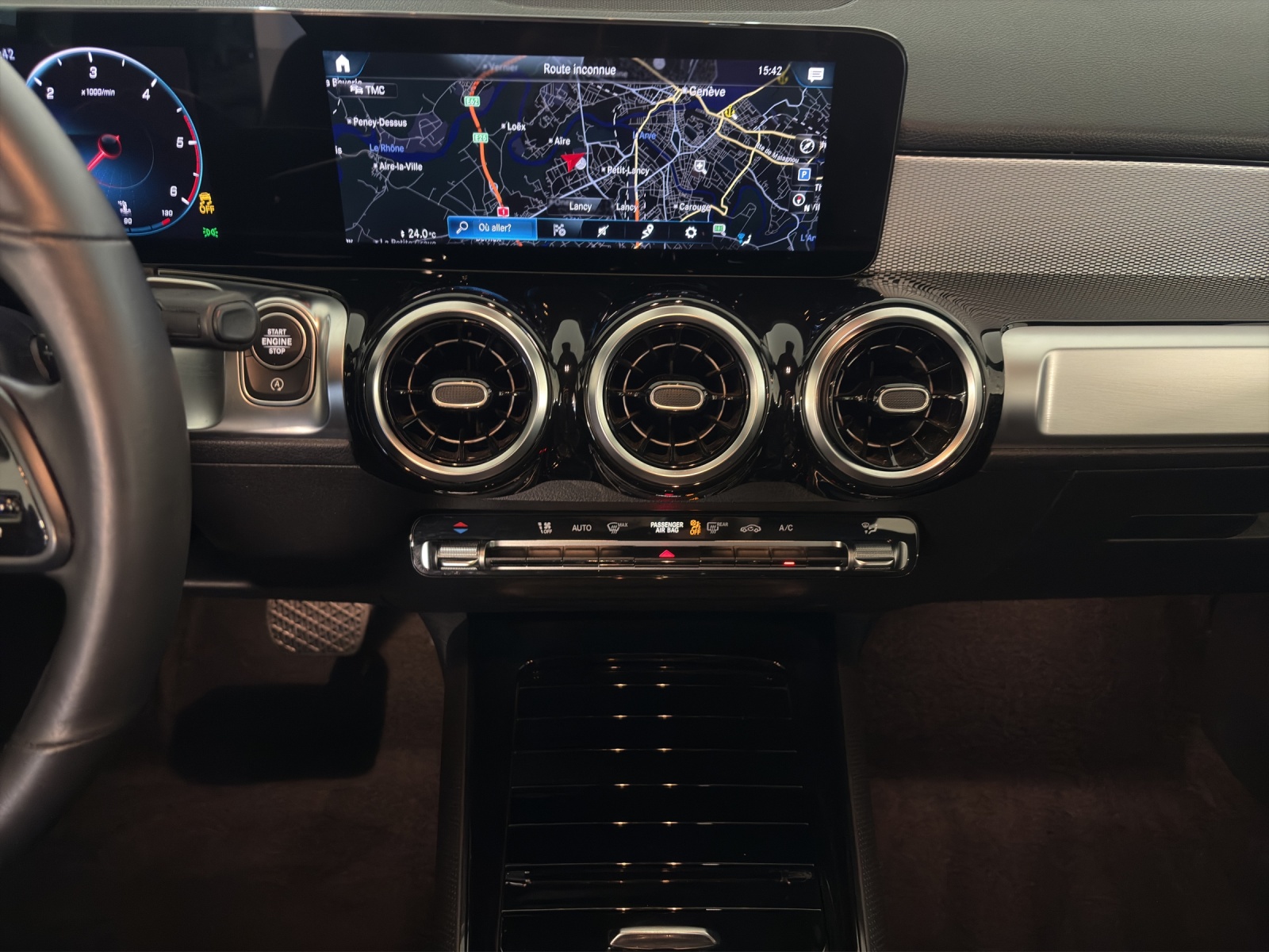 MERCEDES-BENZ GLB 200 d Style 4 MATIC-image-13
