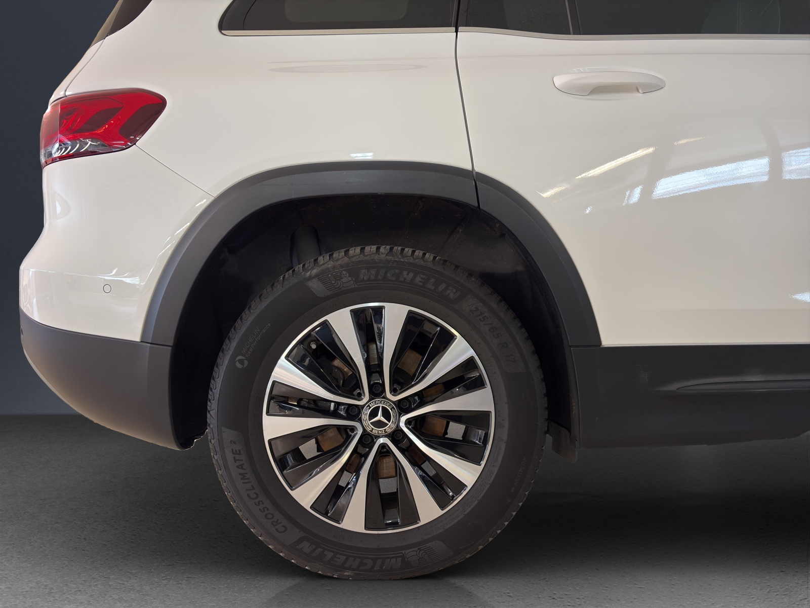 MERCEDES-BENZ GLB 200 d Style 4 MATIC-image-5