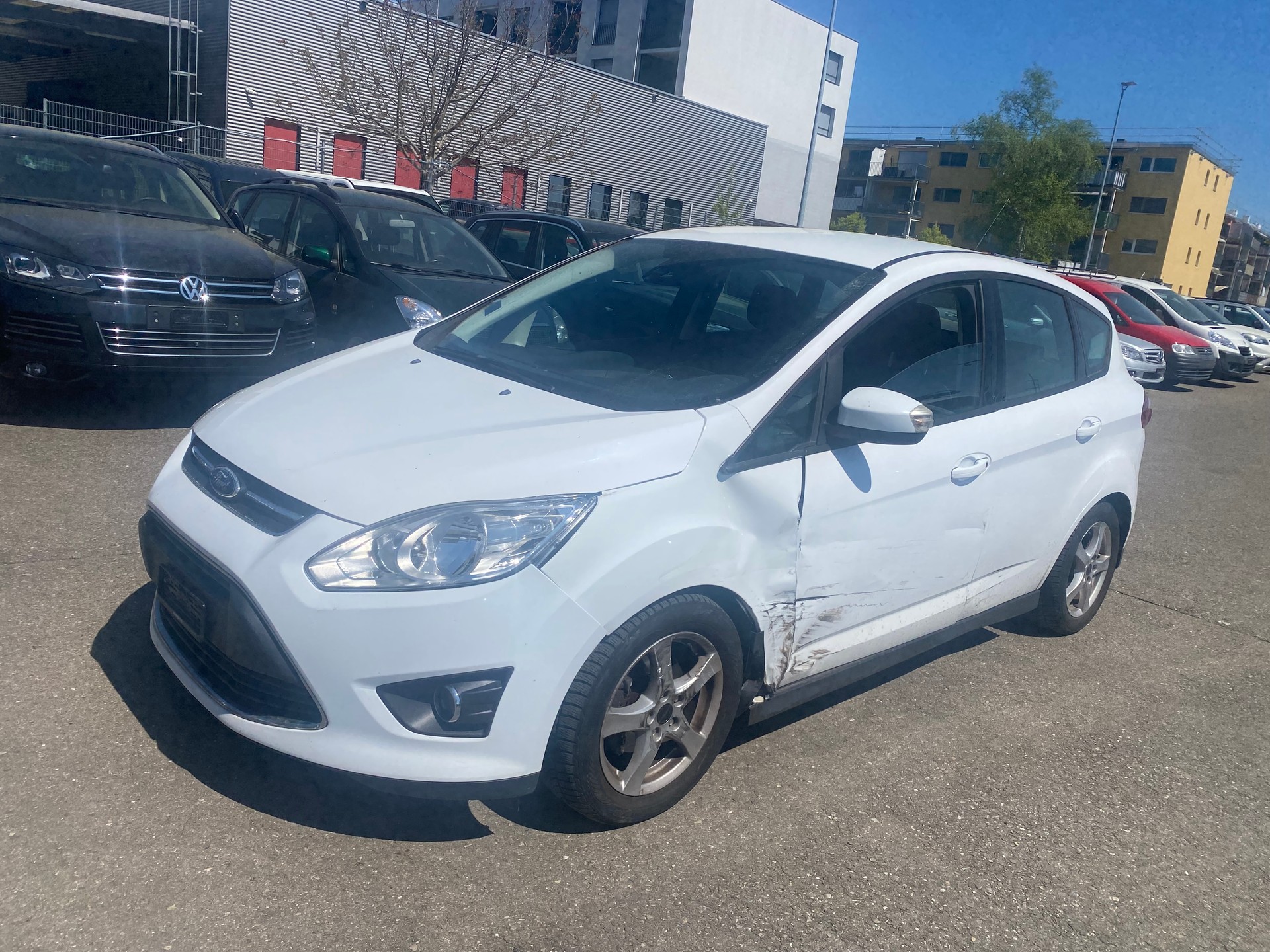 FORD C-Max 1.0 SCTi Ambiente-image-2