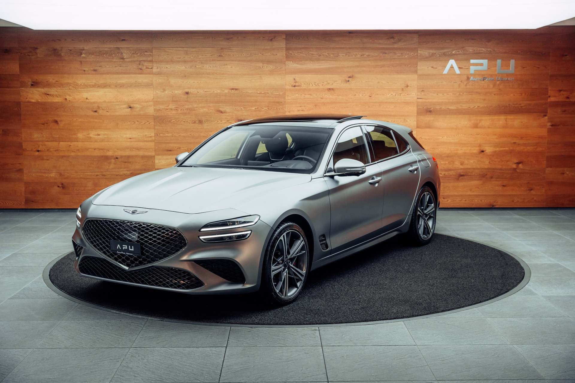 GENESIS G70 Shooting Brake 2.0 T Plus Sport AT8 AWD-showroom-element-3