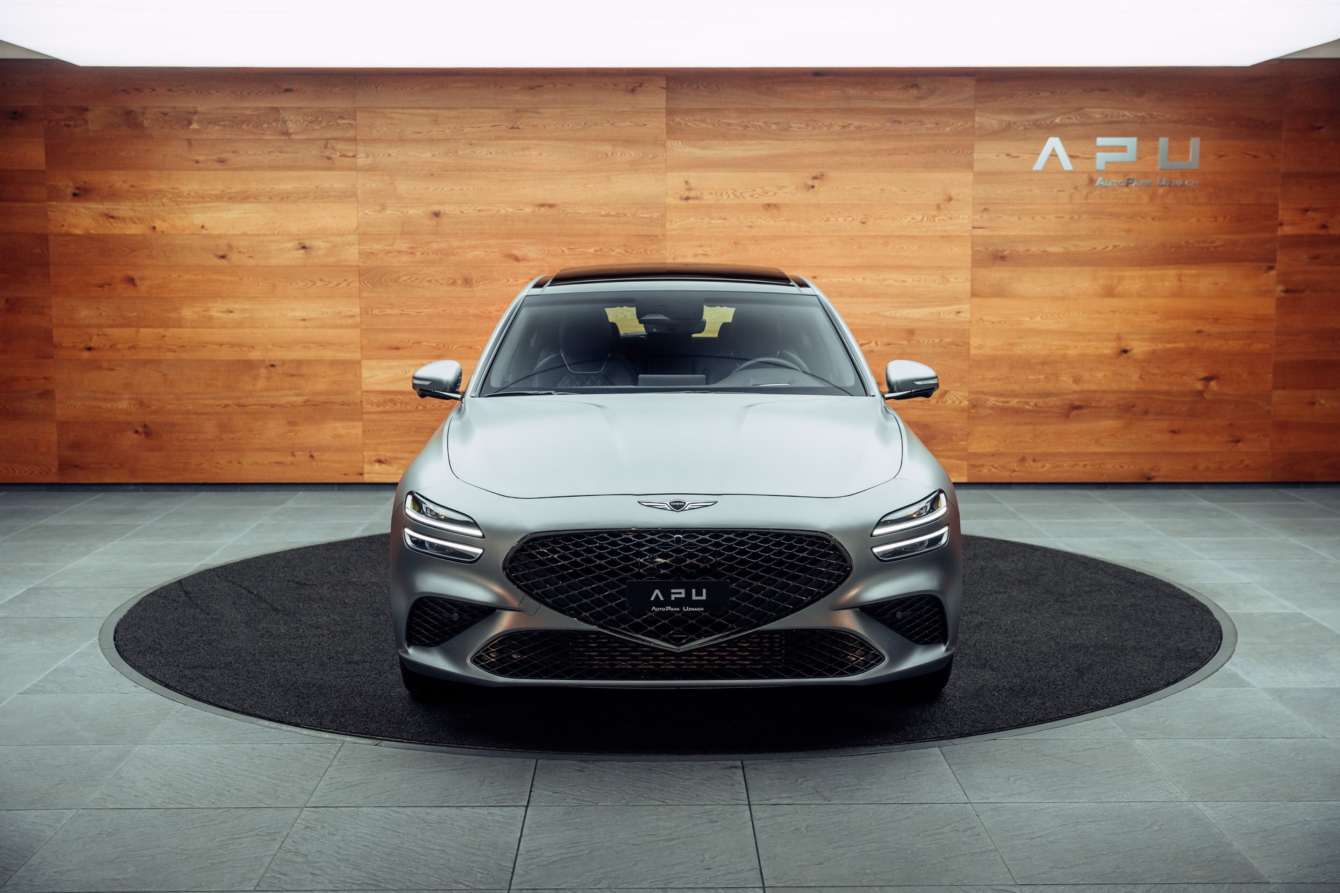 GENESIS G70 Shooting Brake 2.0 T Plus Sport AT8 AWD-image-18