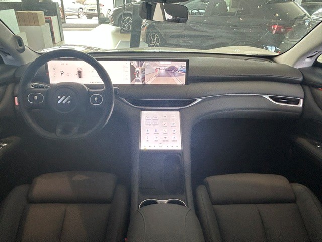 MG IM6 EV 100kWh Performance 20"-image-8