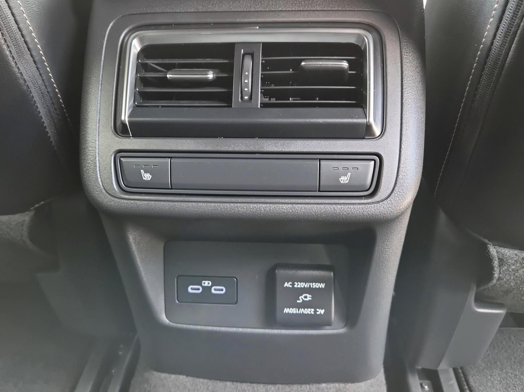 MAZDA CX-60 3.3L e-Skyactiv D 254 MHEV AWD Homura Plus-image-15