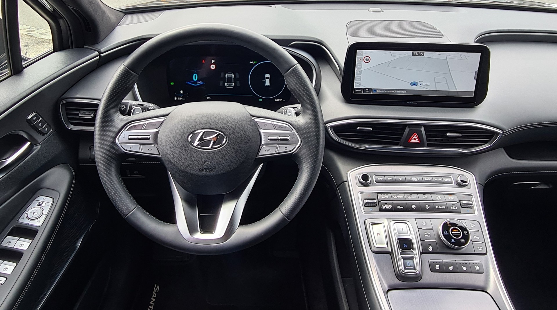 HYUNDAI Santa Fe 1.6 T-GDi PHEV Vertex 4WD Automatic-image-10