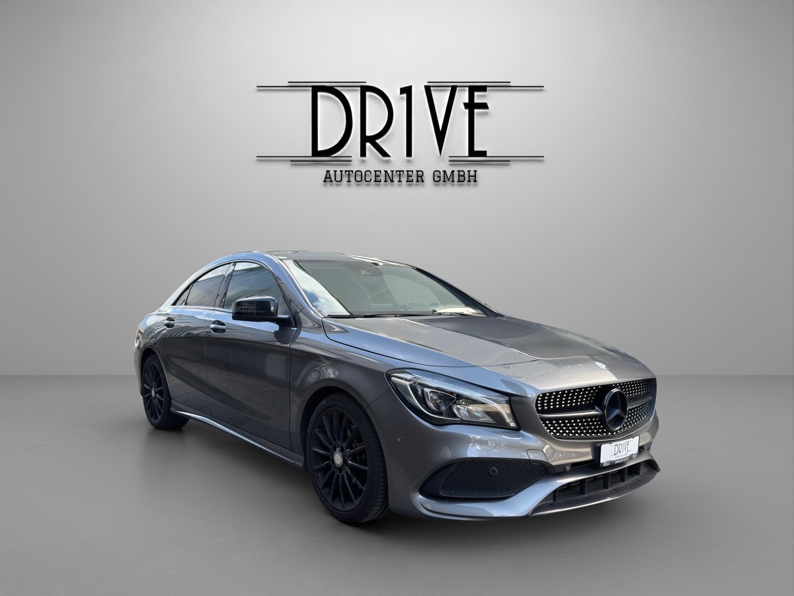 MERCEDES-BENZ CLA 220 d AMG Line 4Matic 7G-DCT-showroom-element-2