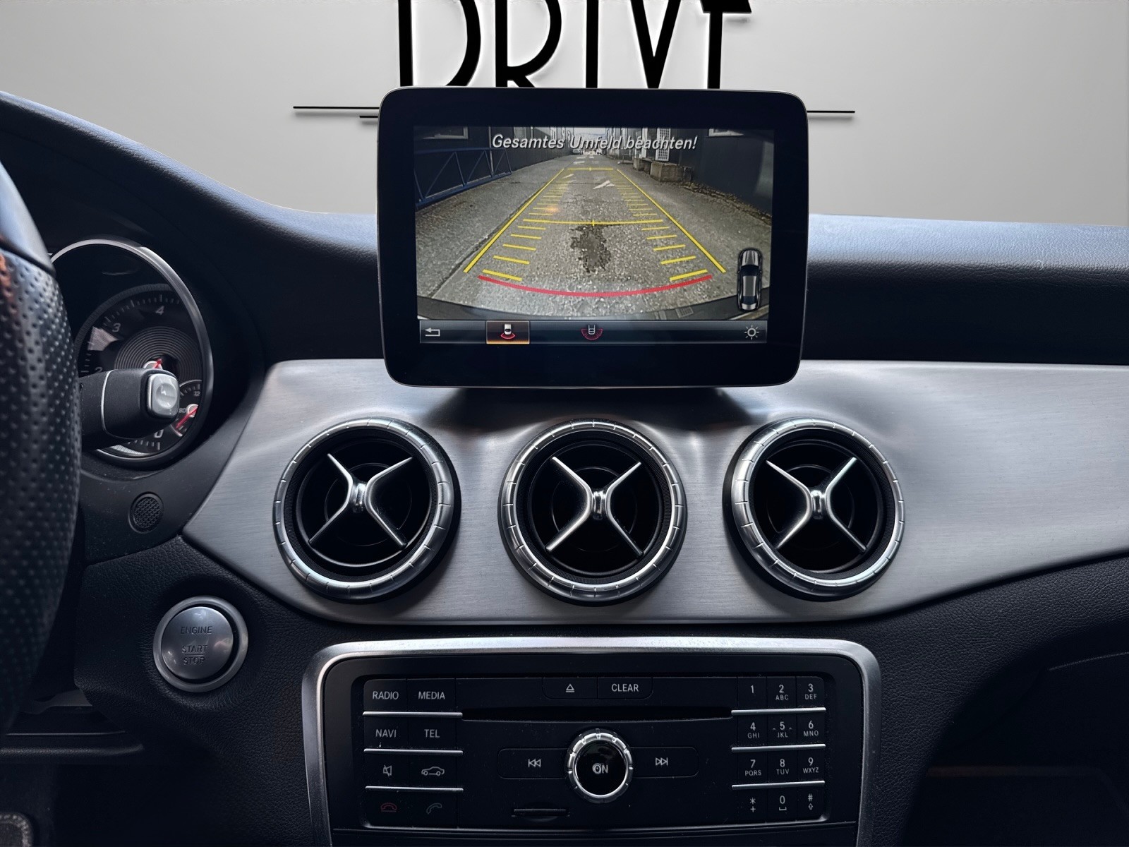 MERCEDES-BENZ CLA 220 d AMG Line 4Matic 7G-DCT-image-13