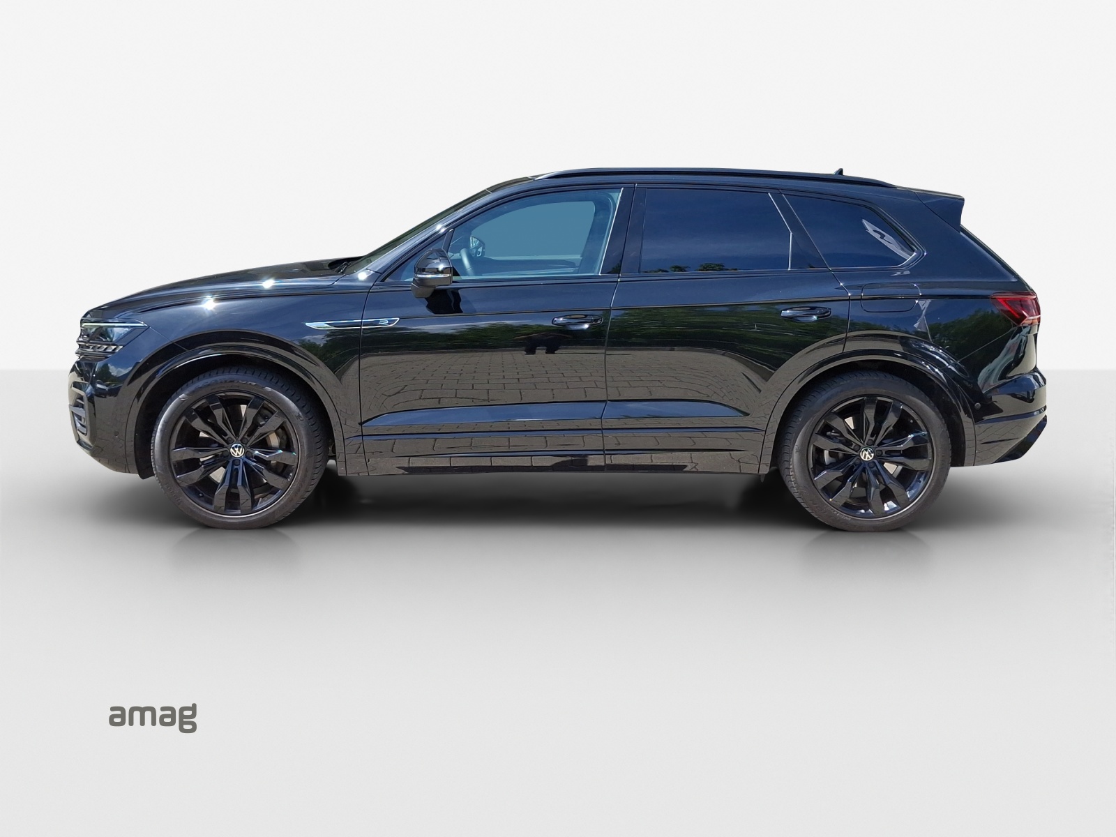 VW Touareg 3.0 TSI eHybrid R Tiptronic-showroom-element-1