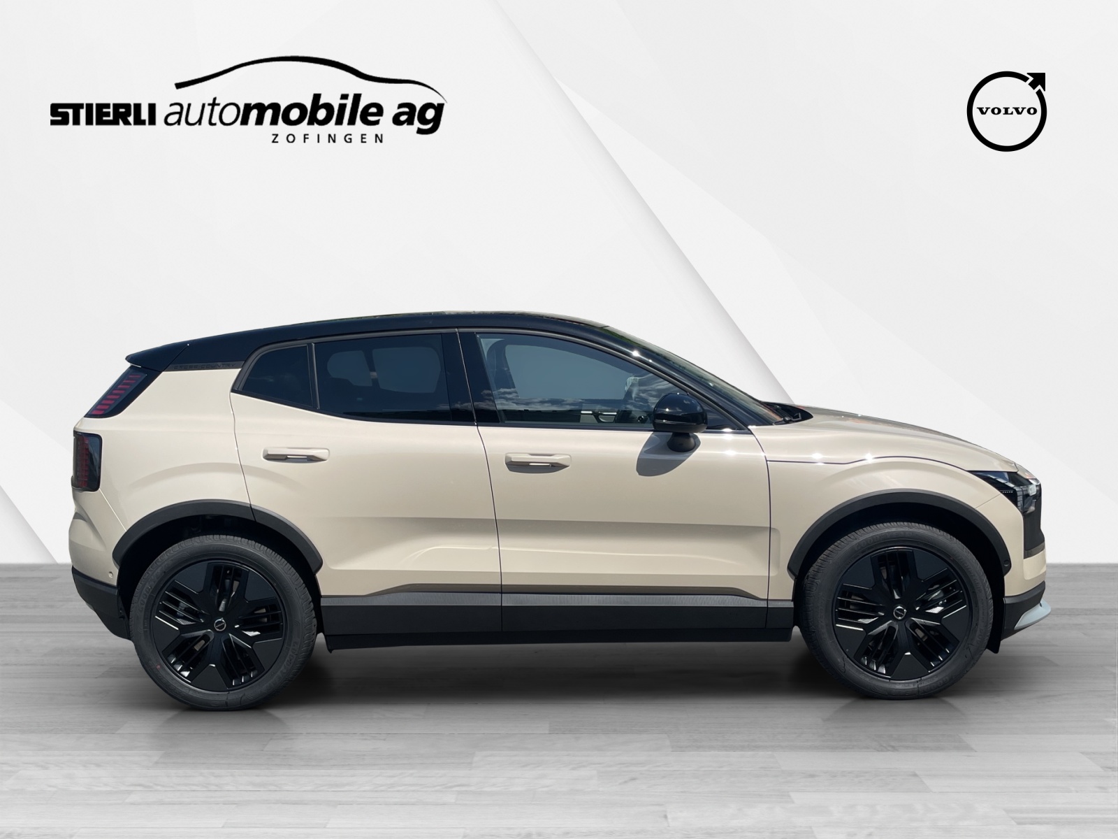 VOLVO EX 30 CC E60 Twin Performance AWD-showroom-element-3