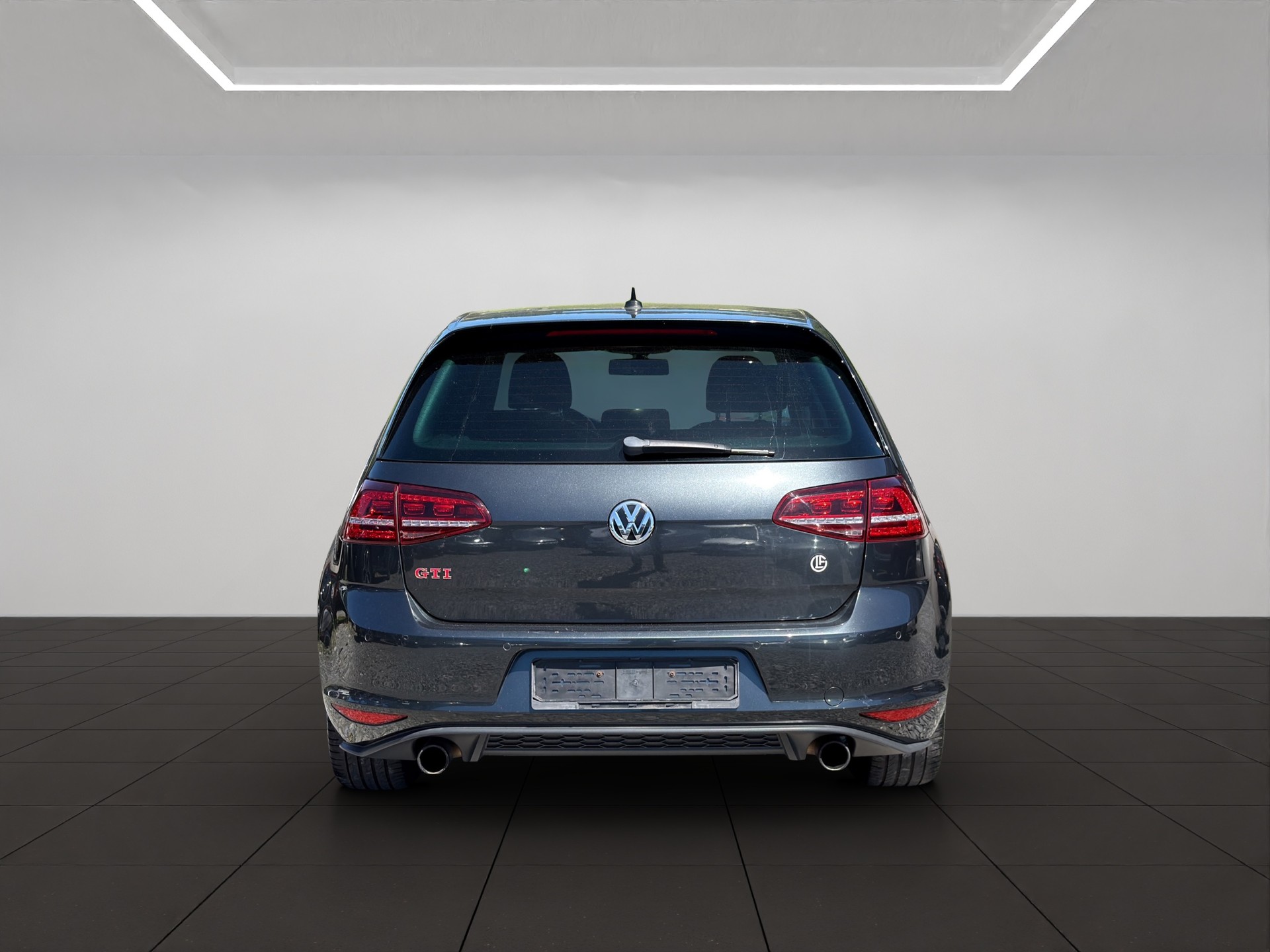 VW Golf 2.0 TSI GTI Performance DSG-showroom-element-2