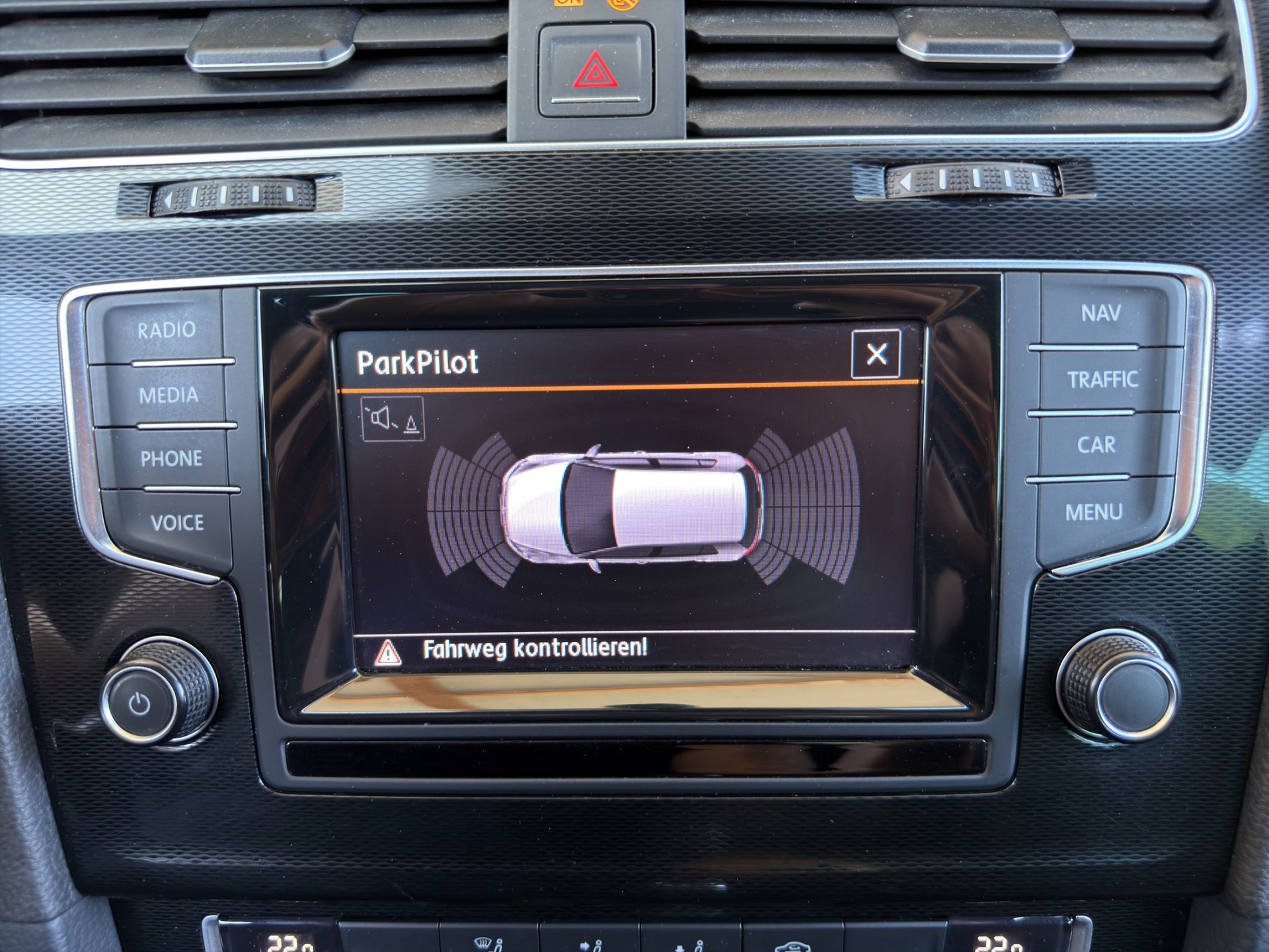 VW Golf 2.0 TSI GTI Performance DSG-image-16